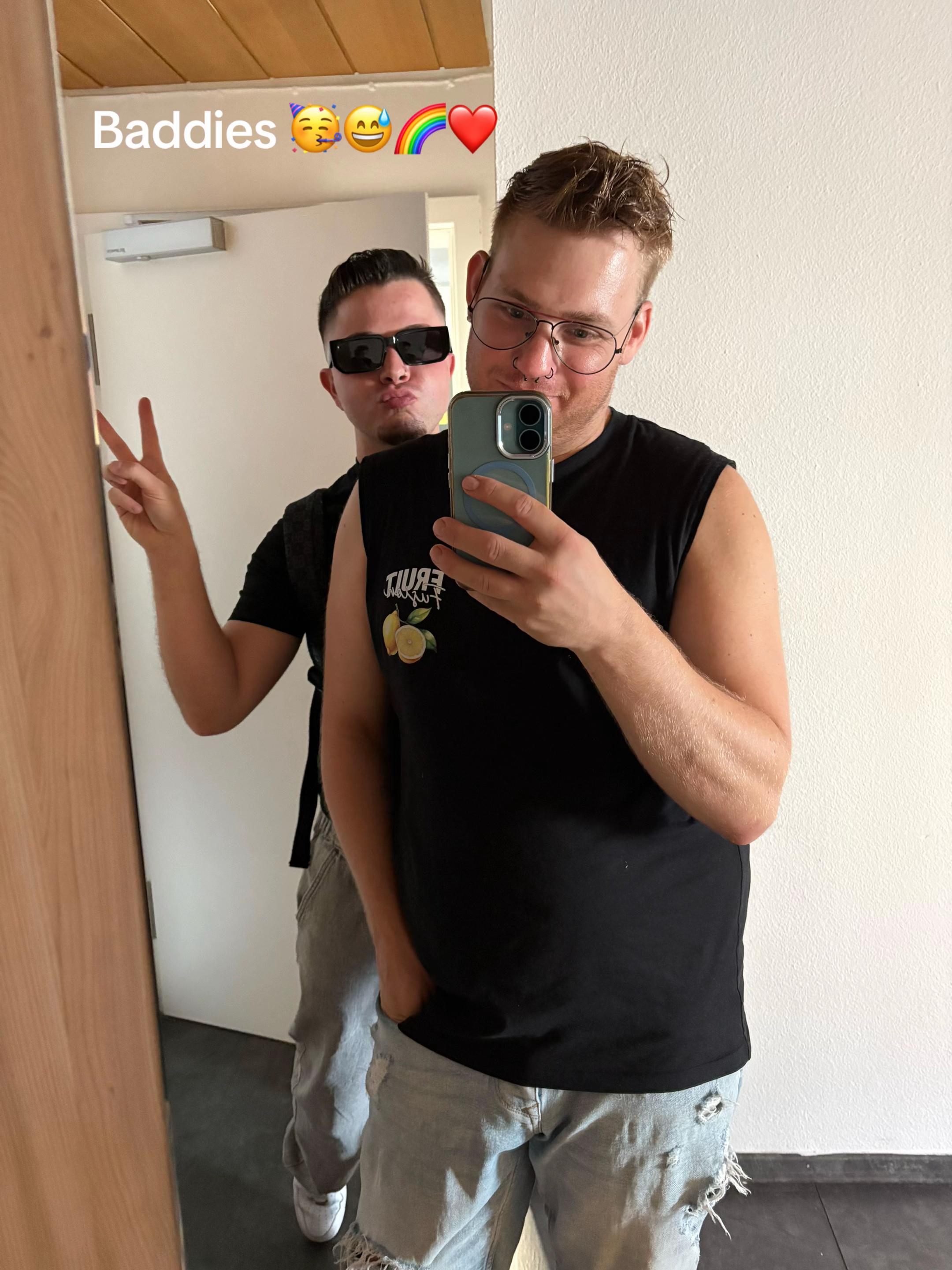 @Mr.Aperoli🍊🧡🏳️🌈