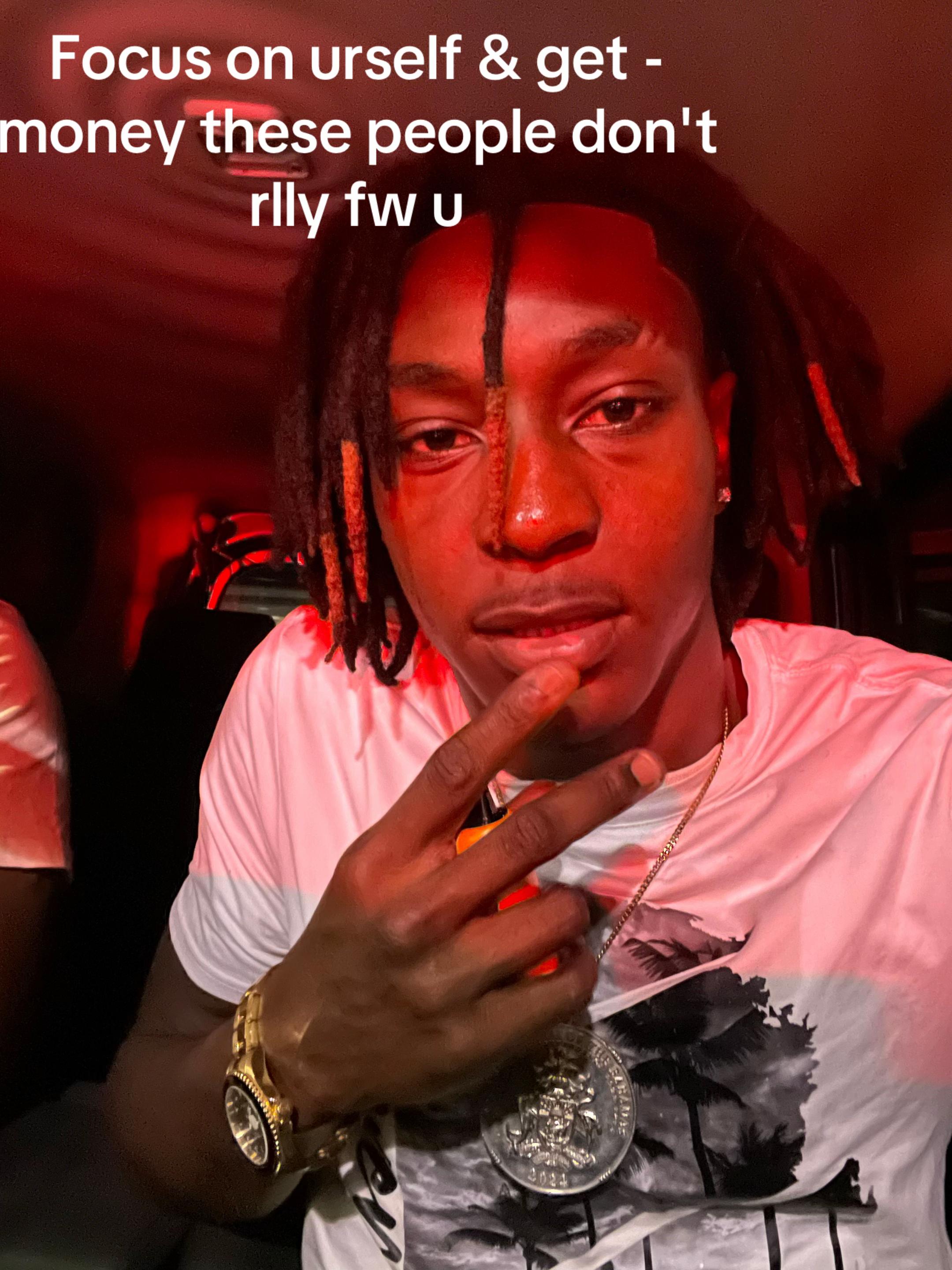 @Vantae 😎💯