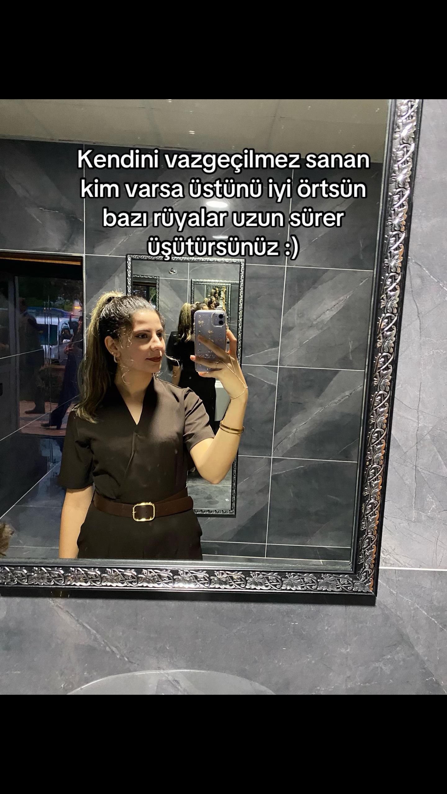 @𝓓𝓲𝓵𝓻𝓾𝓫𝓪 &Ouml;𝔃𝓽&uuml;𝓻𝓴 🕊️