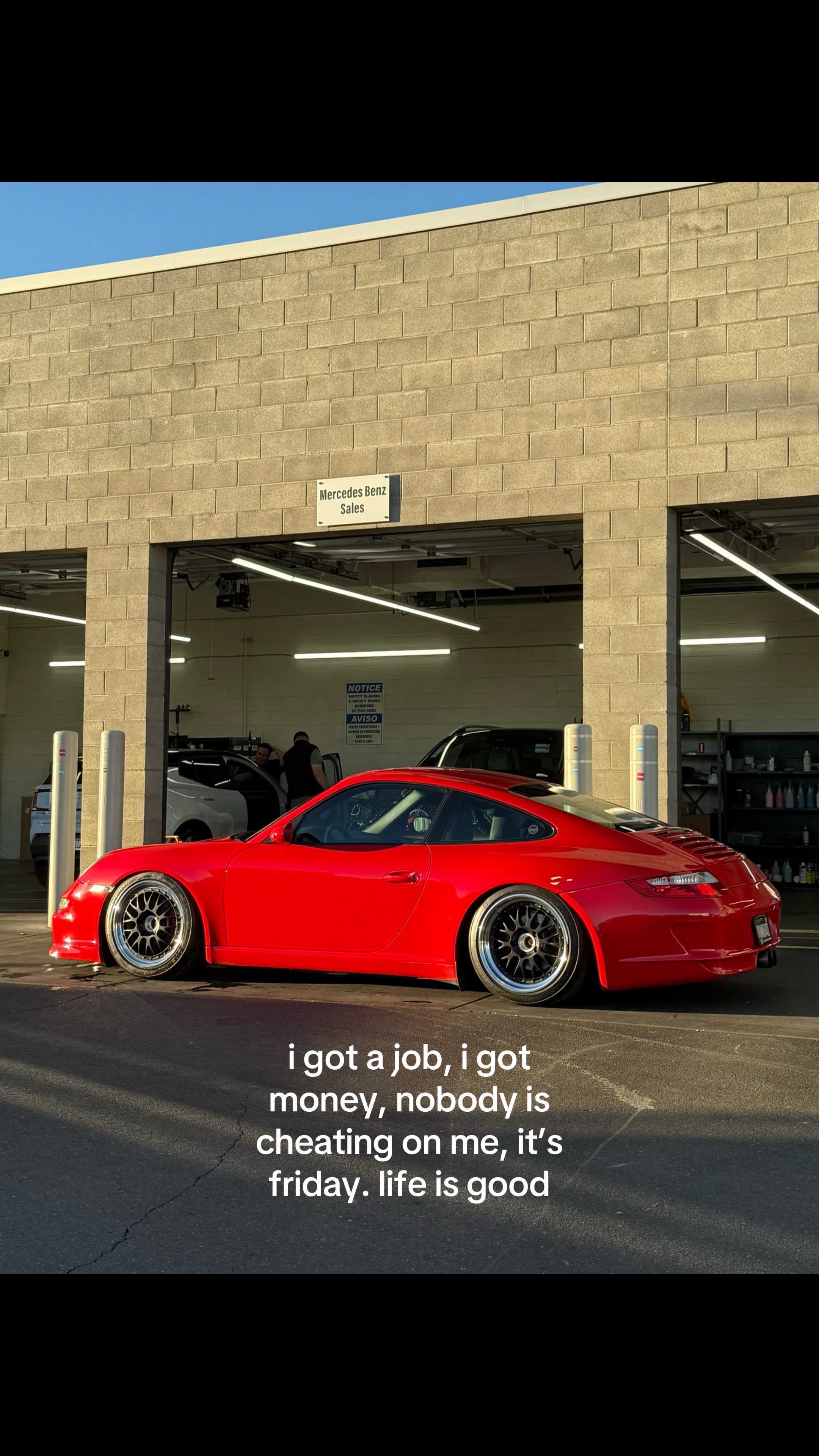 @Nom Nom Garage