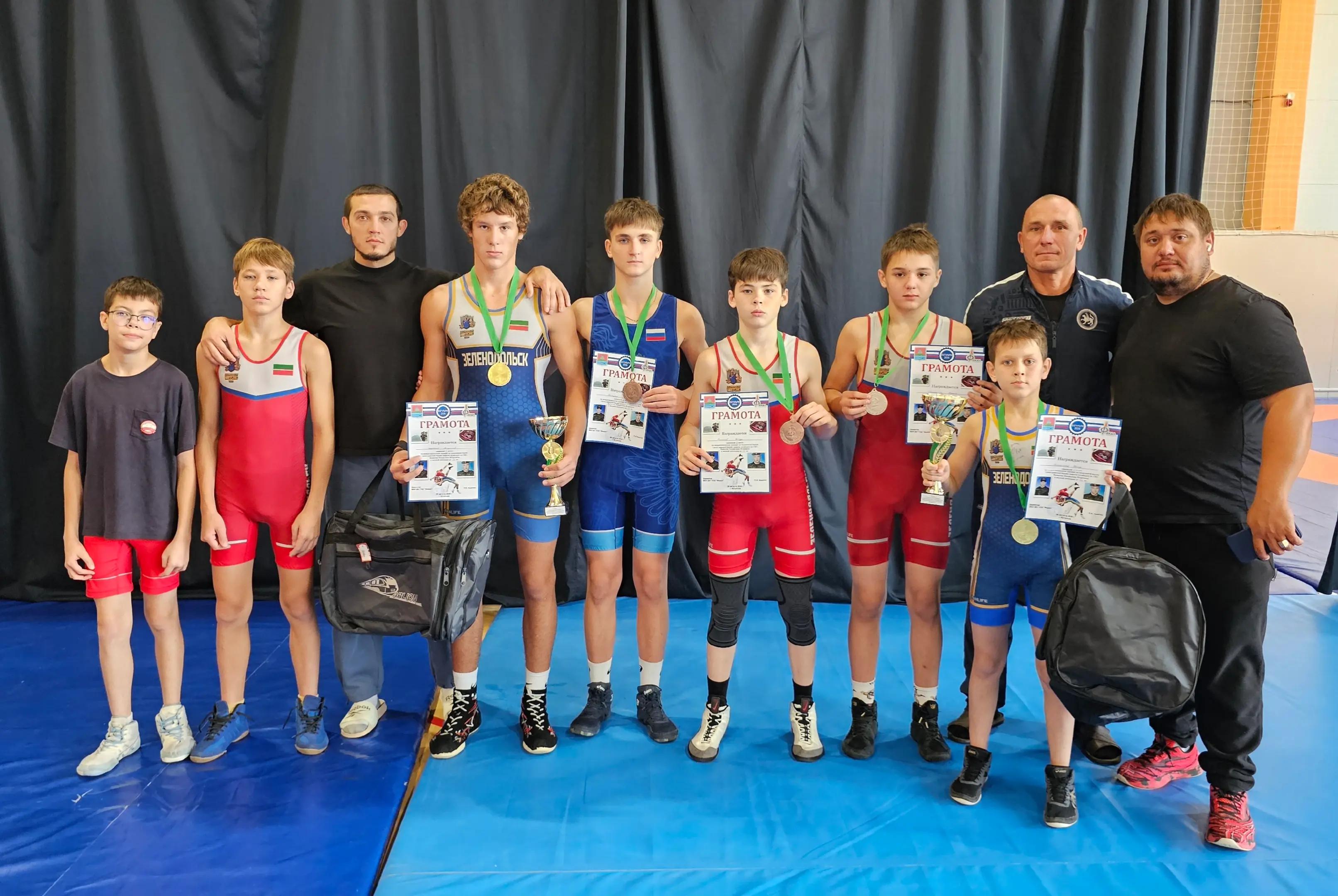 @Wrestling coach🤼♂️
