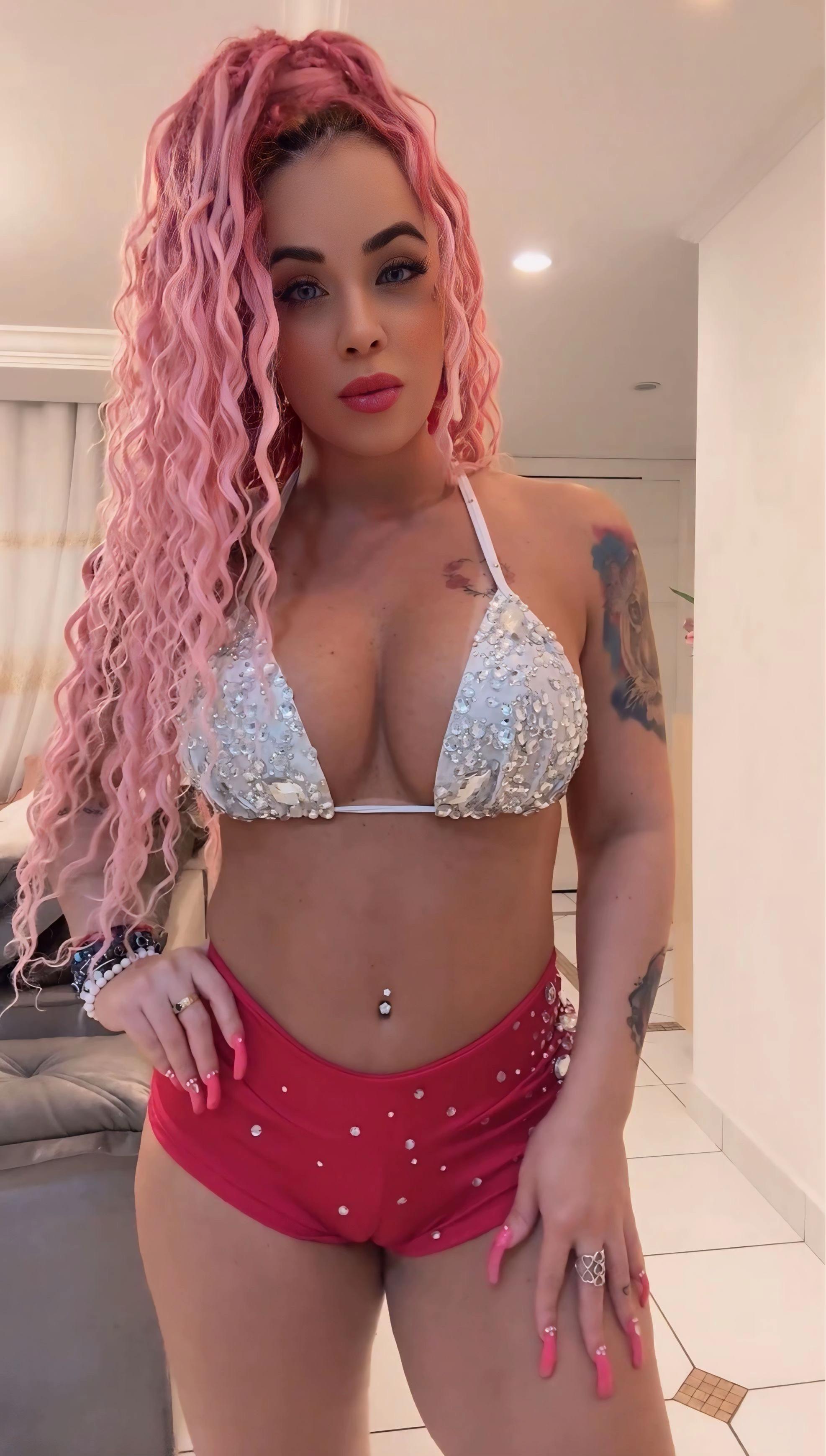 @Débora Fantine