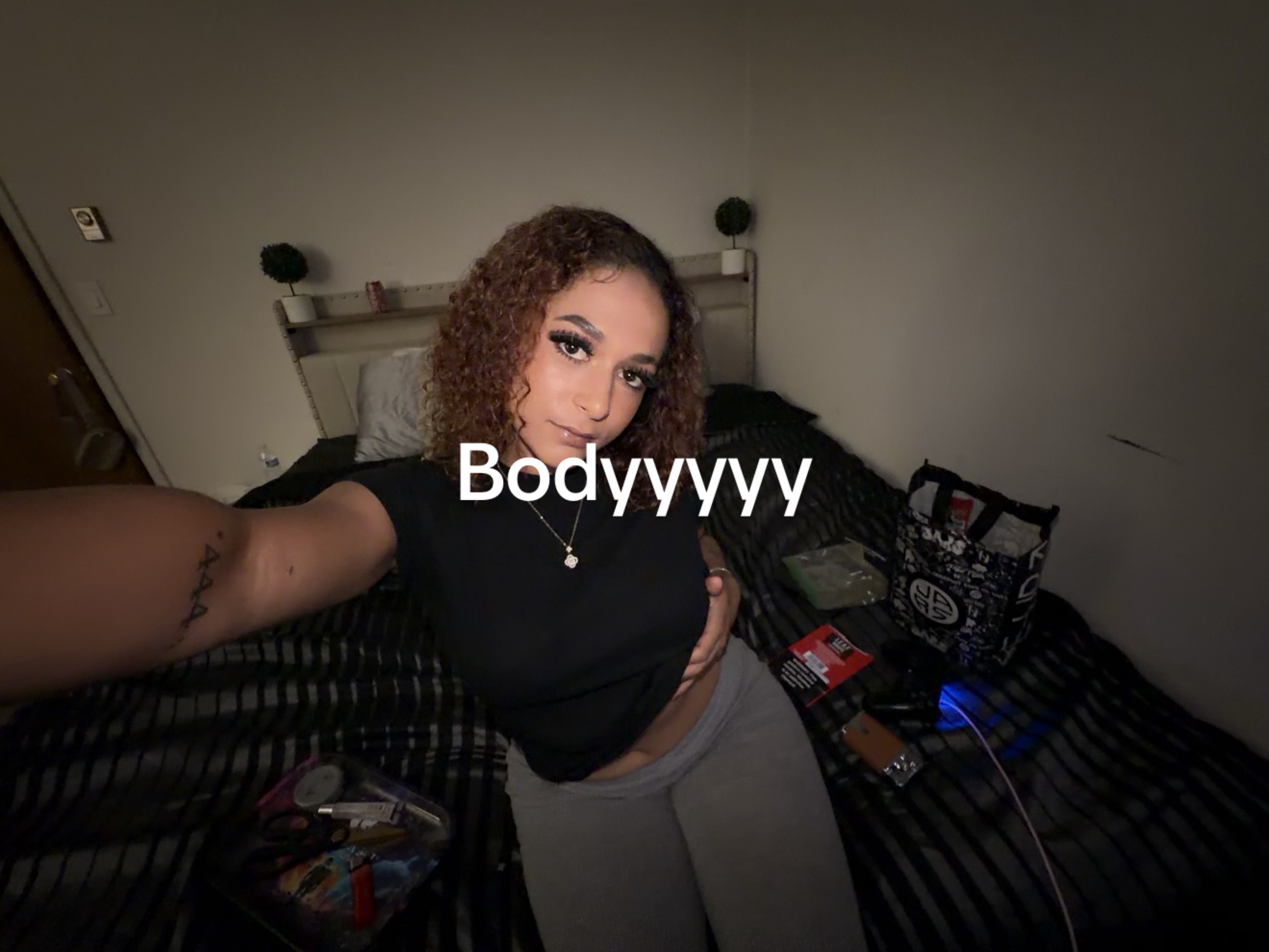 @lydiiaamariiee