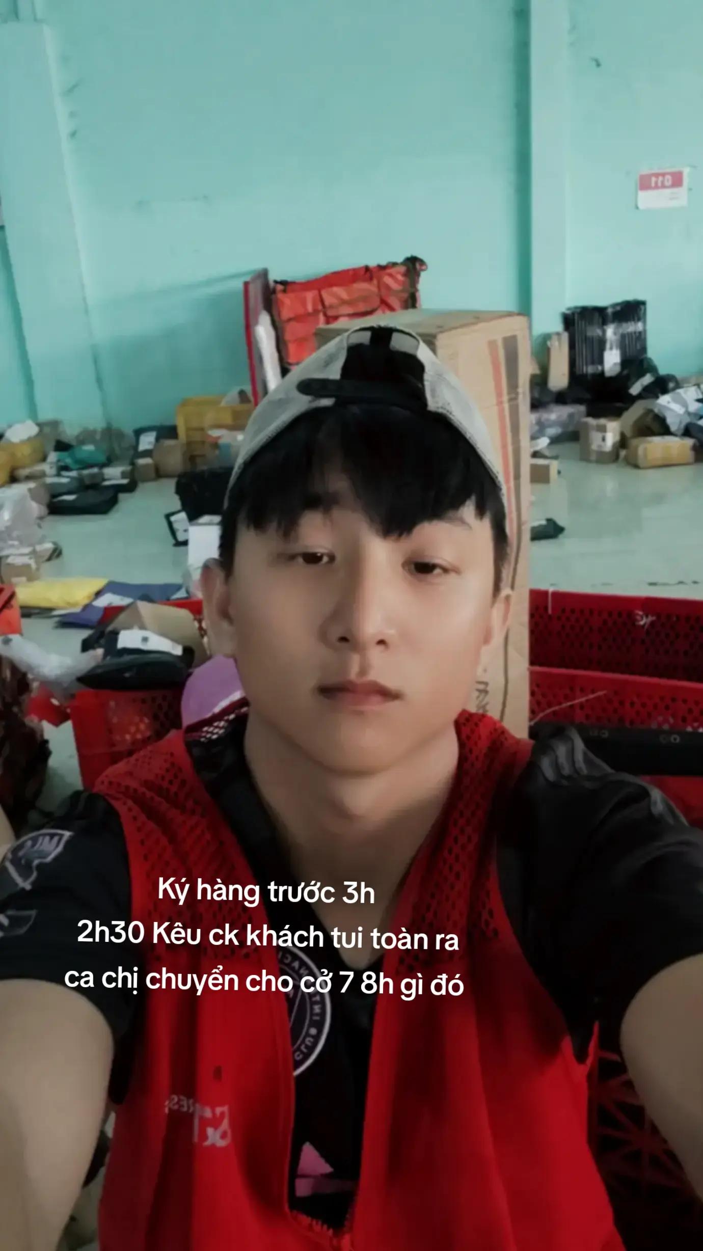 @𝐓ⓗịⓃ𝓱 shipper🥷🏻🛵