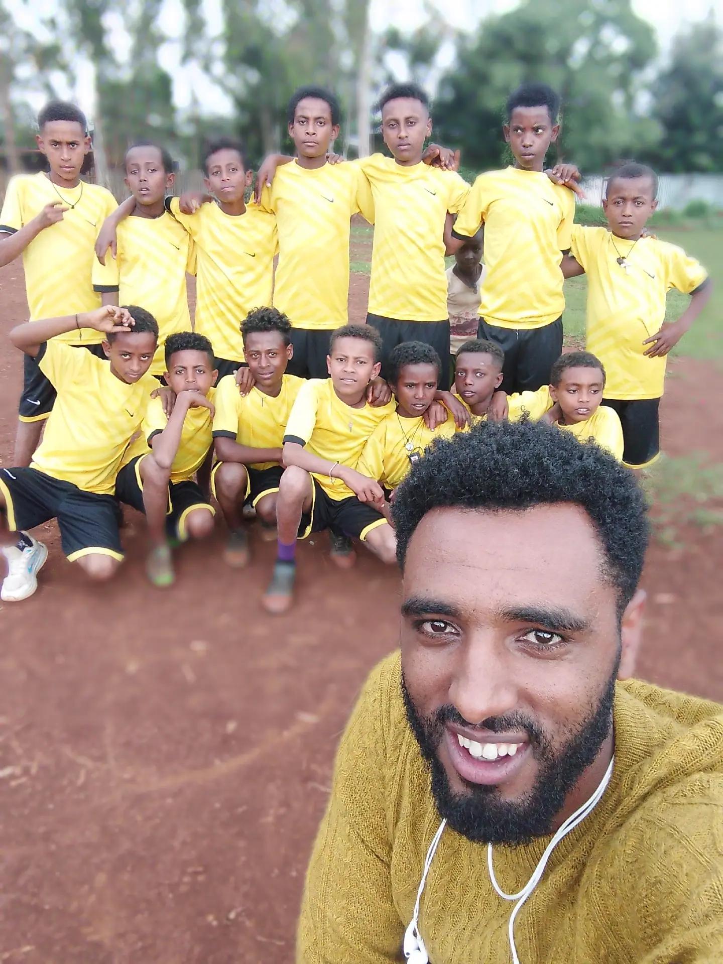 @አዳም የአቡየ ልጅ 💚💛❤️