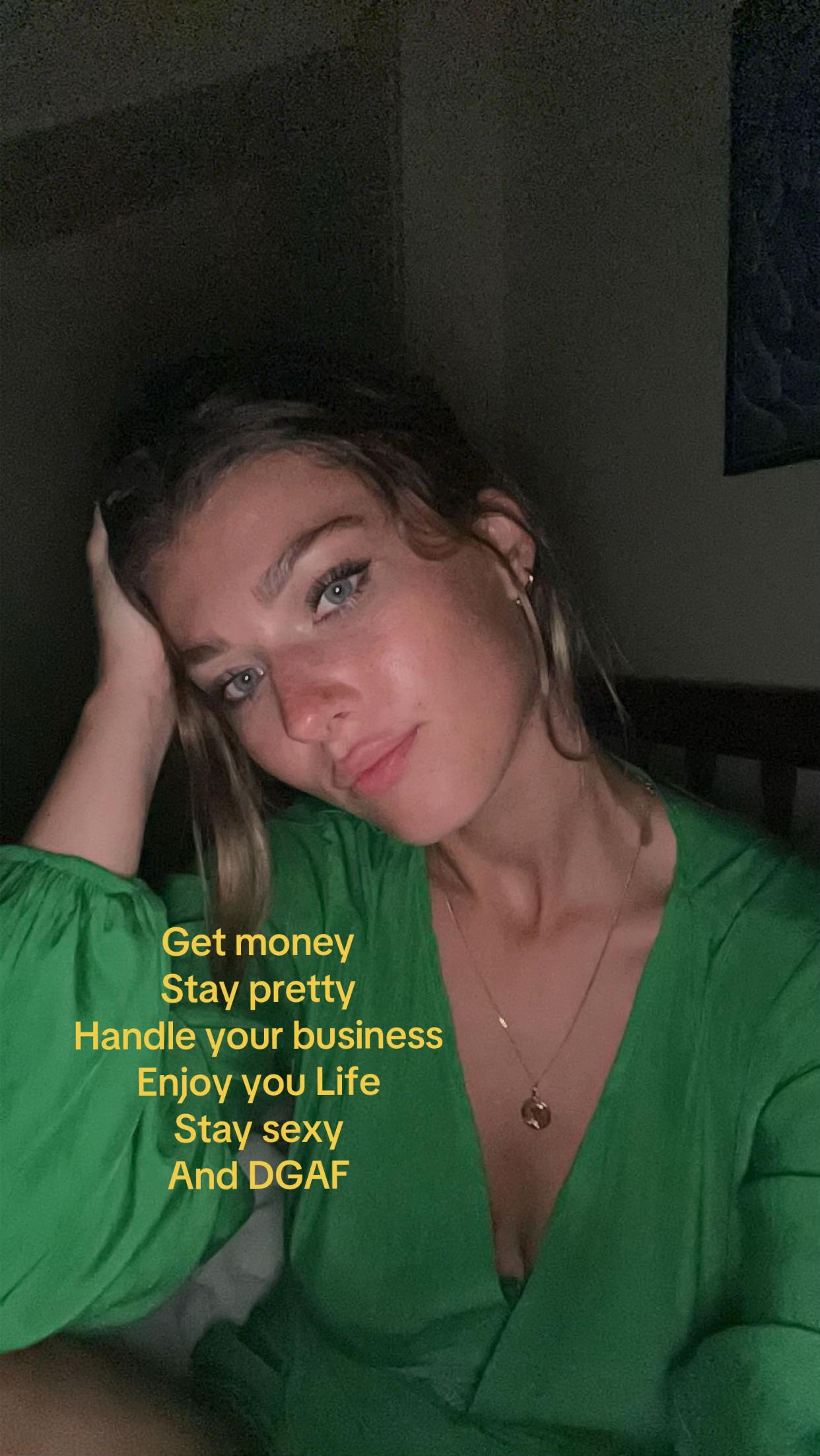 @Julyyy