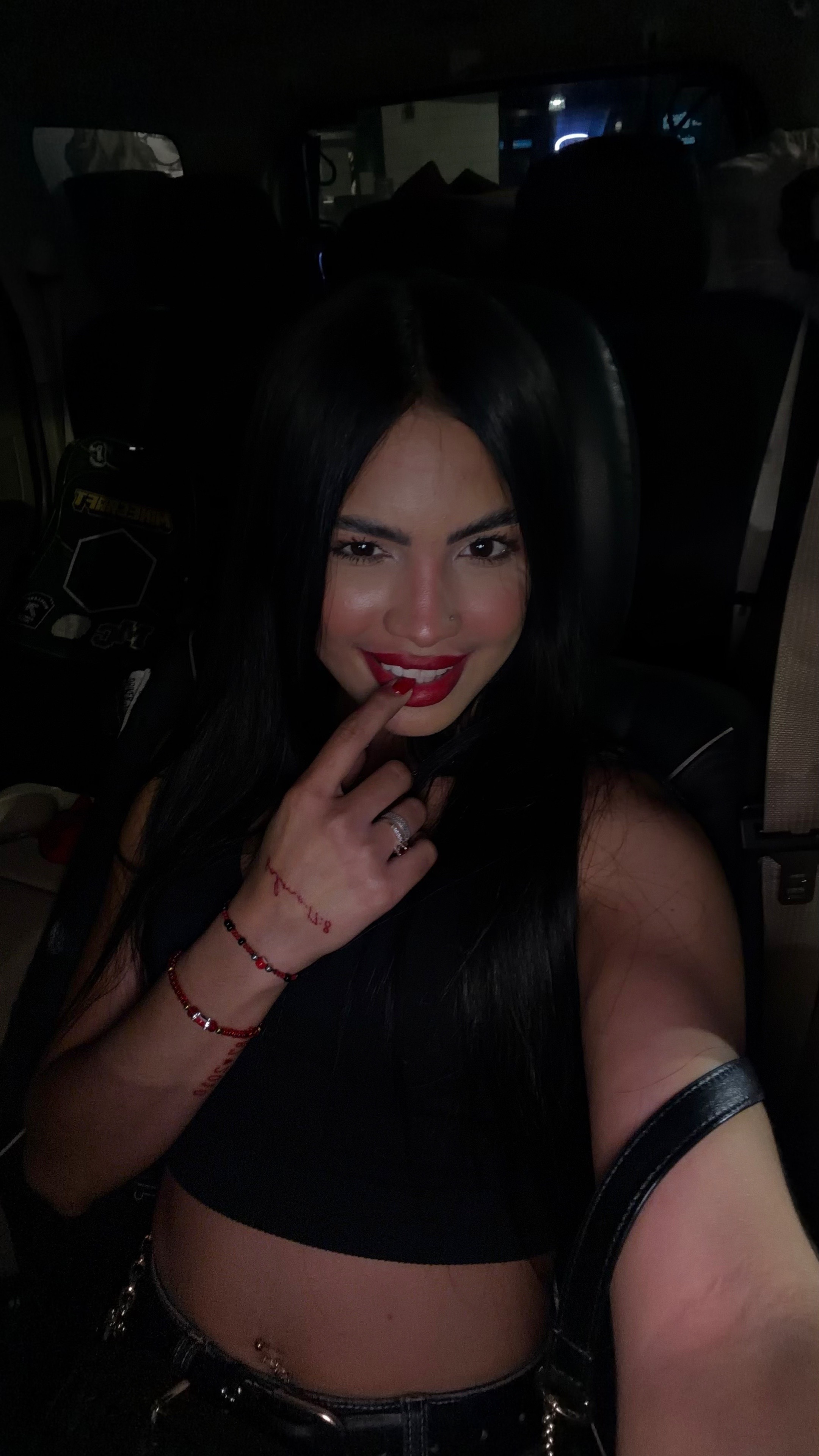 @María