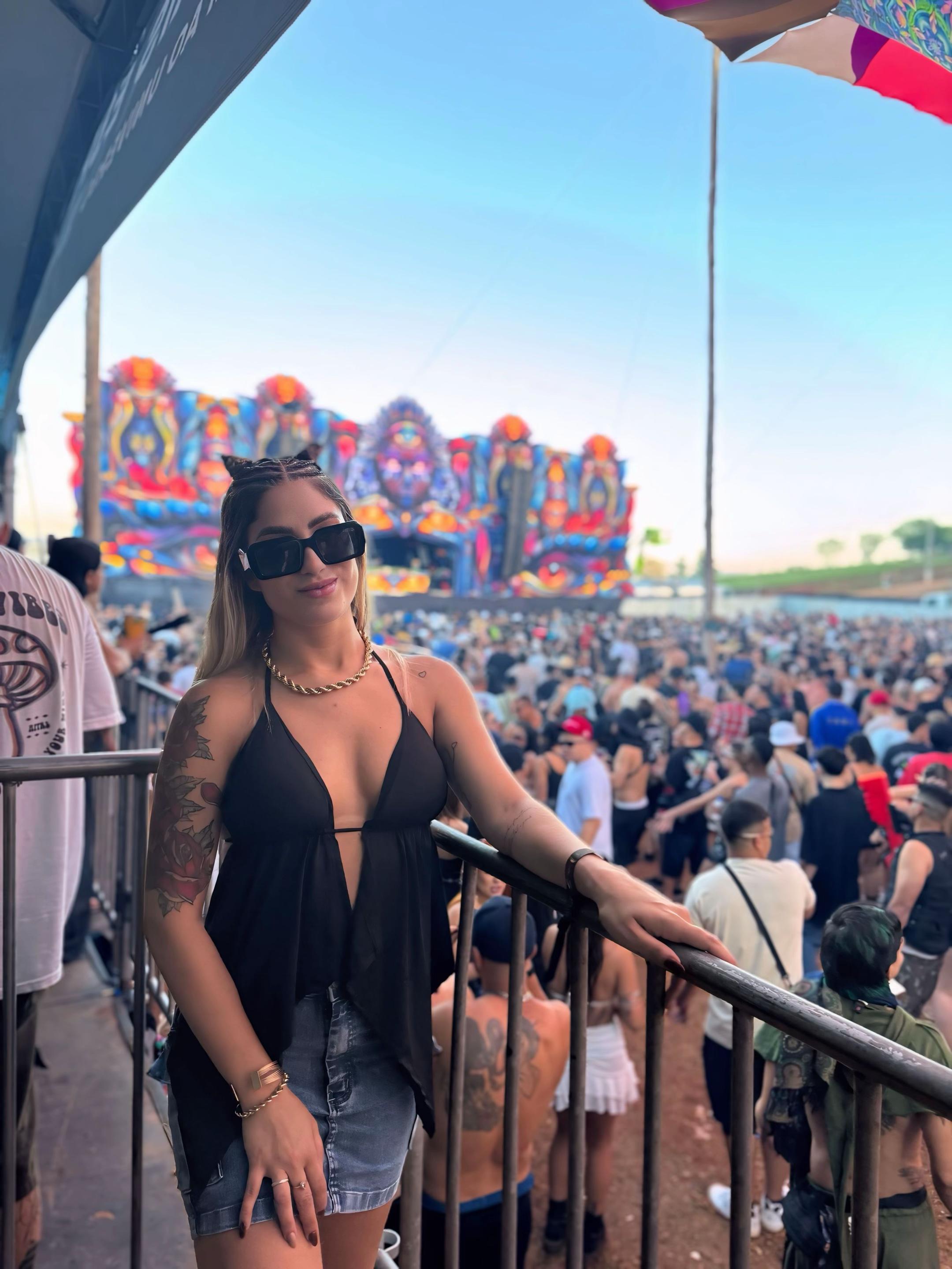 @Vitória Barboza