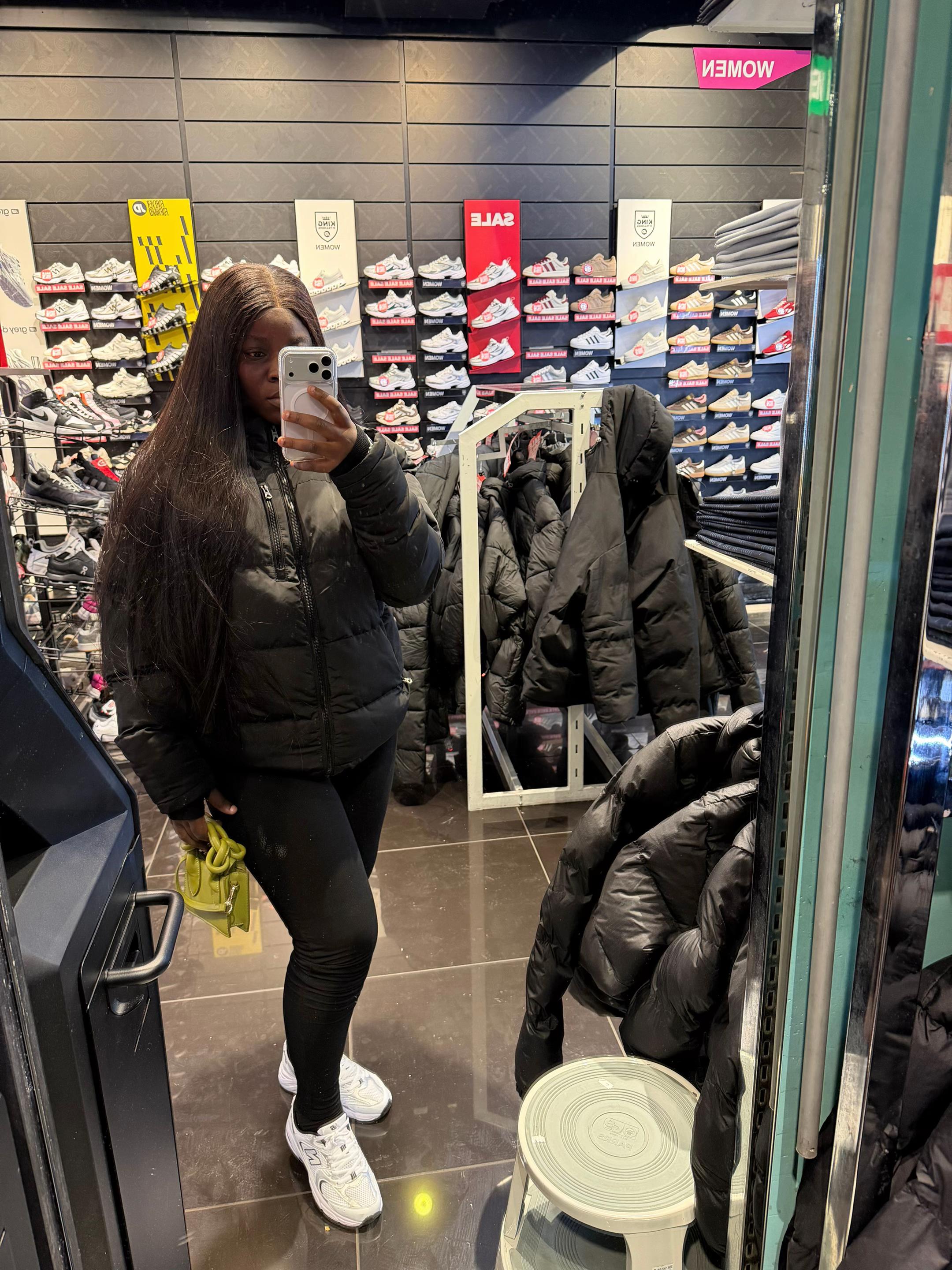 @Bįğ B&atilde;ẽ🖤