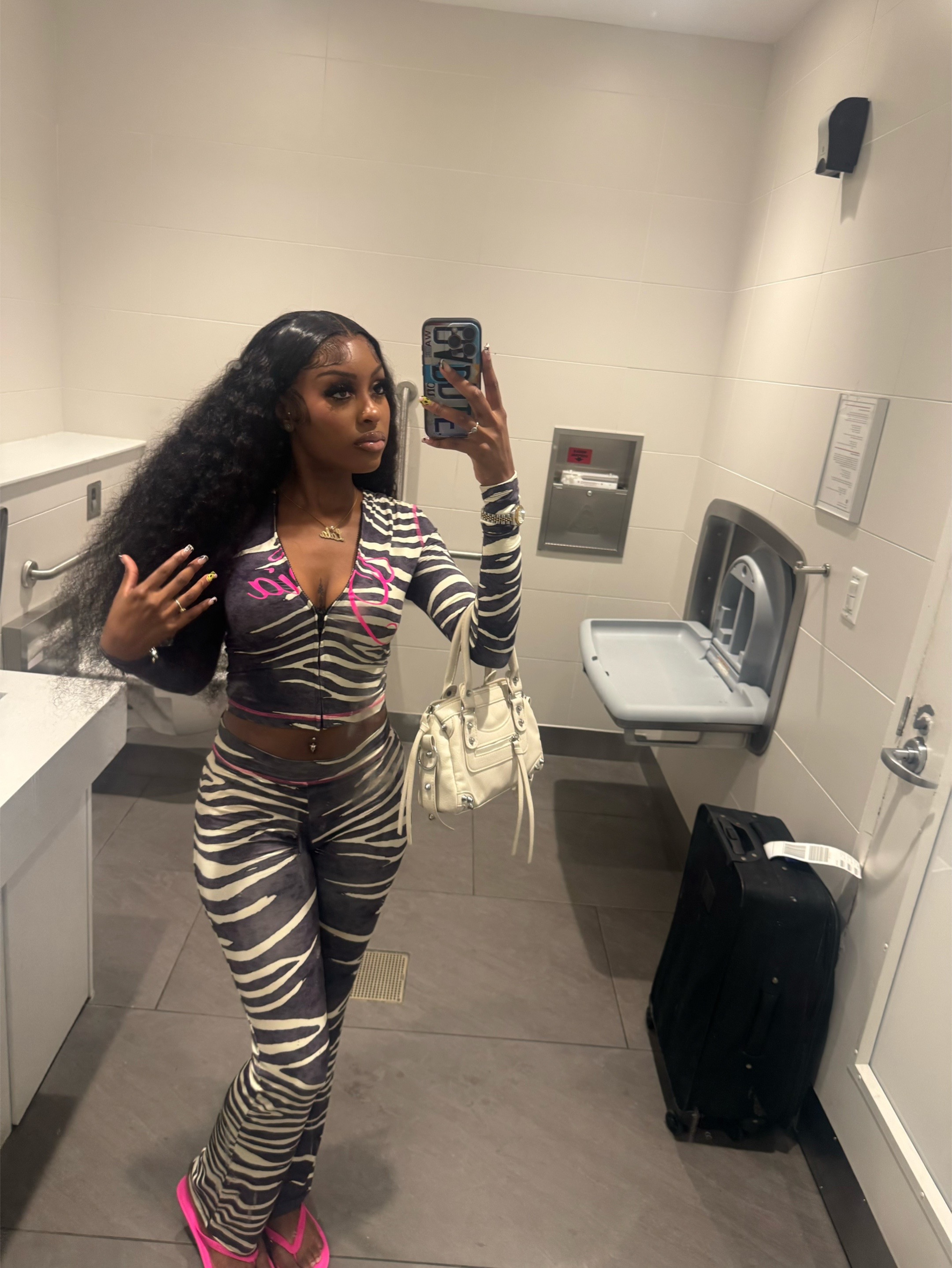 @rare.