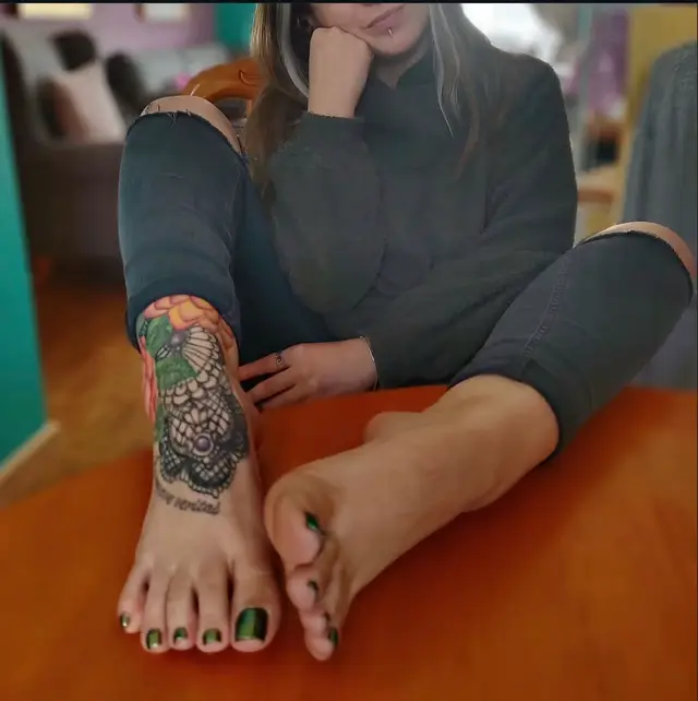@Feet🦶Addict 👀