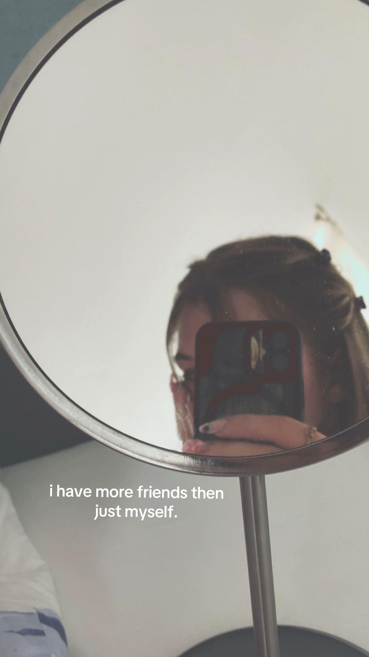 @𝓷𝔂𝓪
