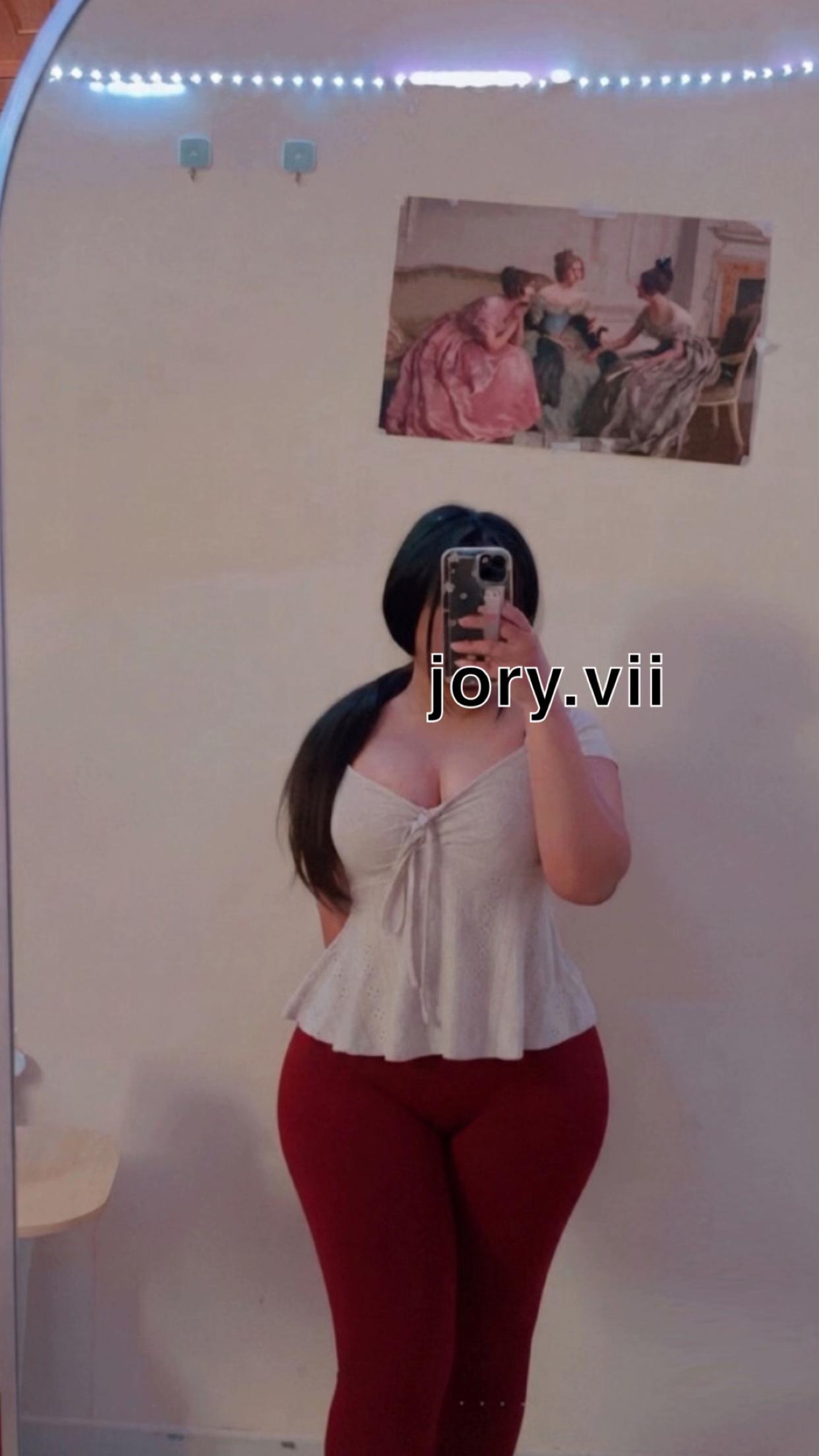@جوريُ 💜