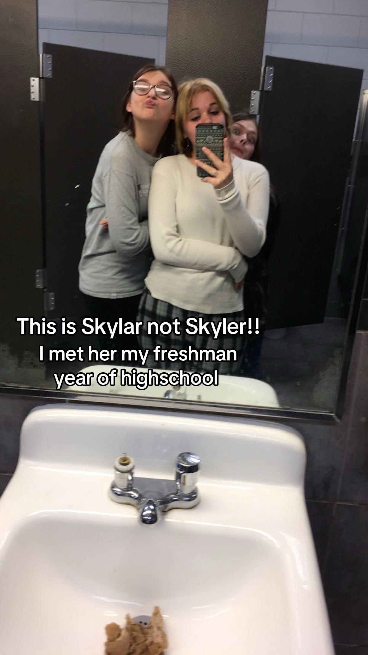 @kayla☮︎︎