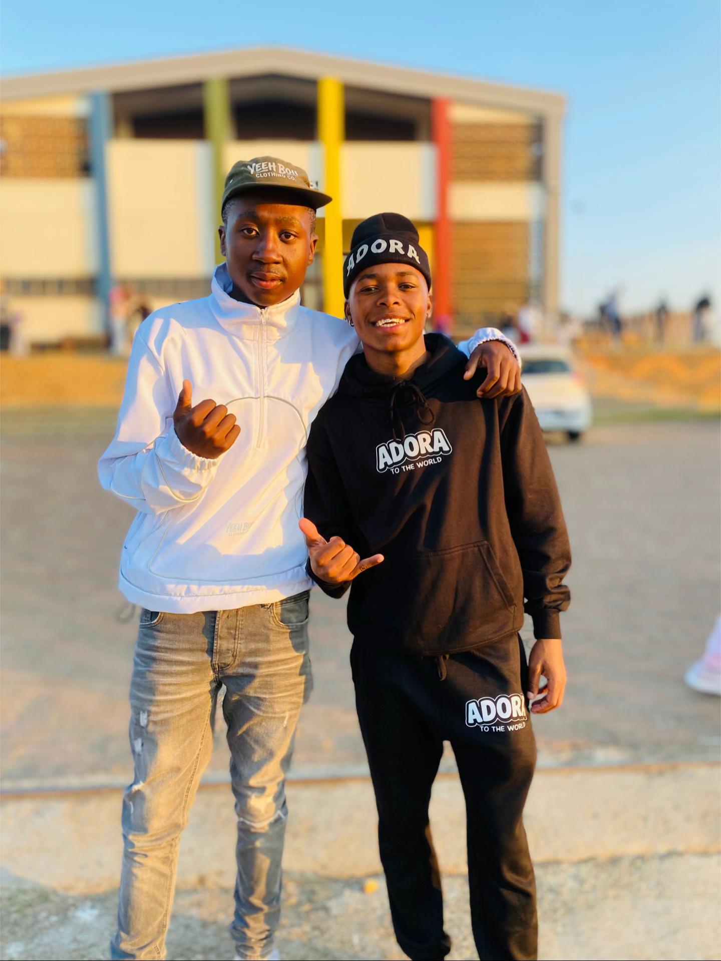 @MrrSikzo@123