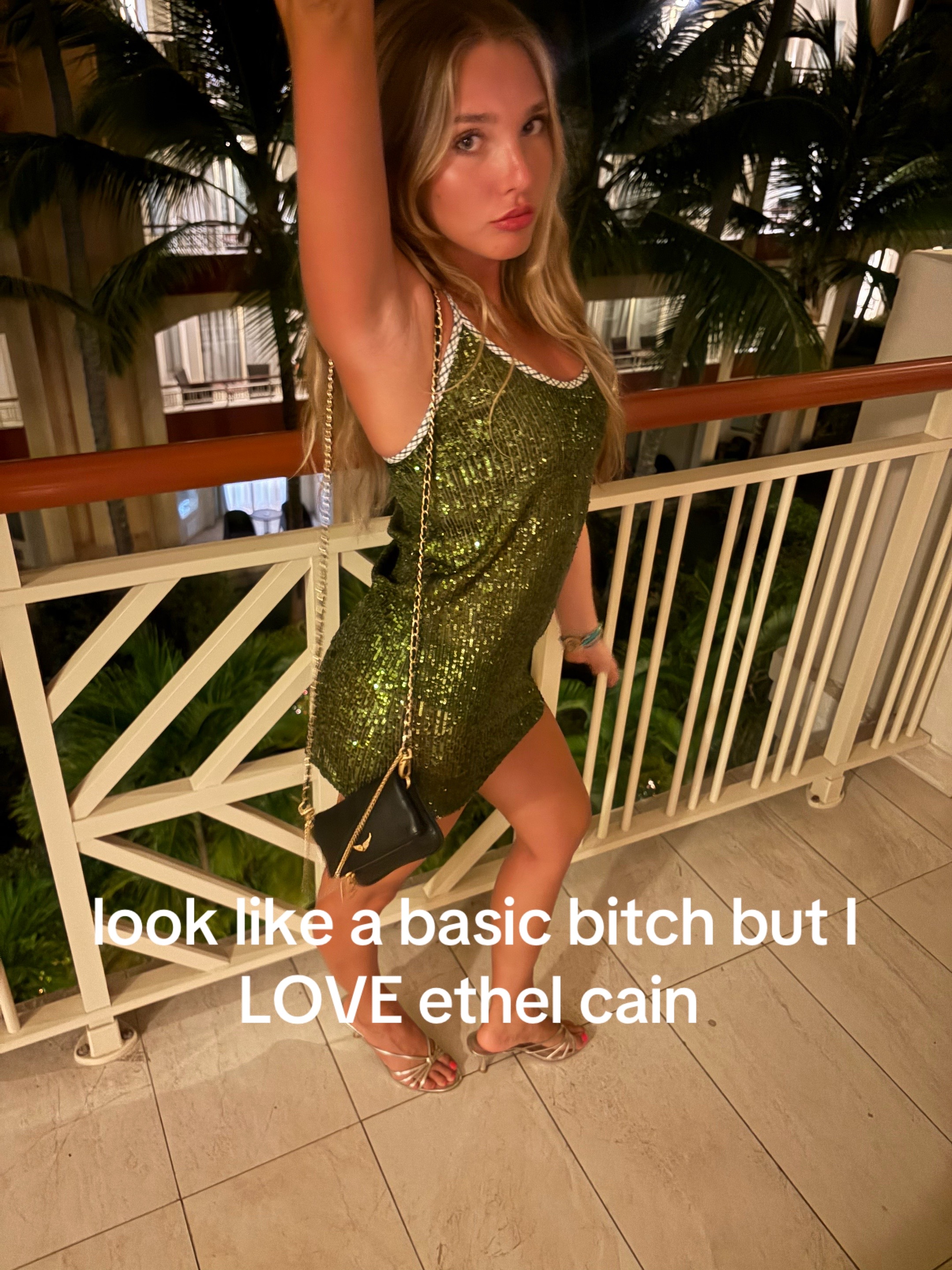 @❣️🪽🪩🍸