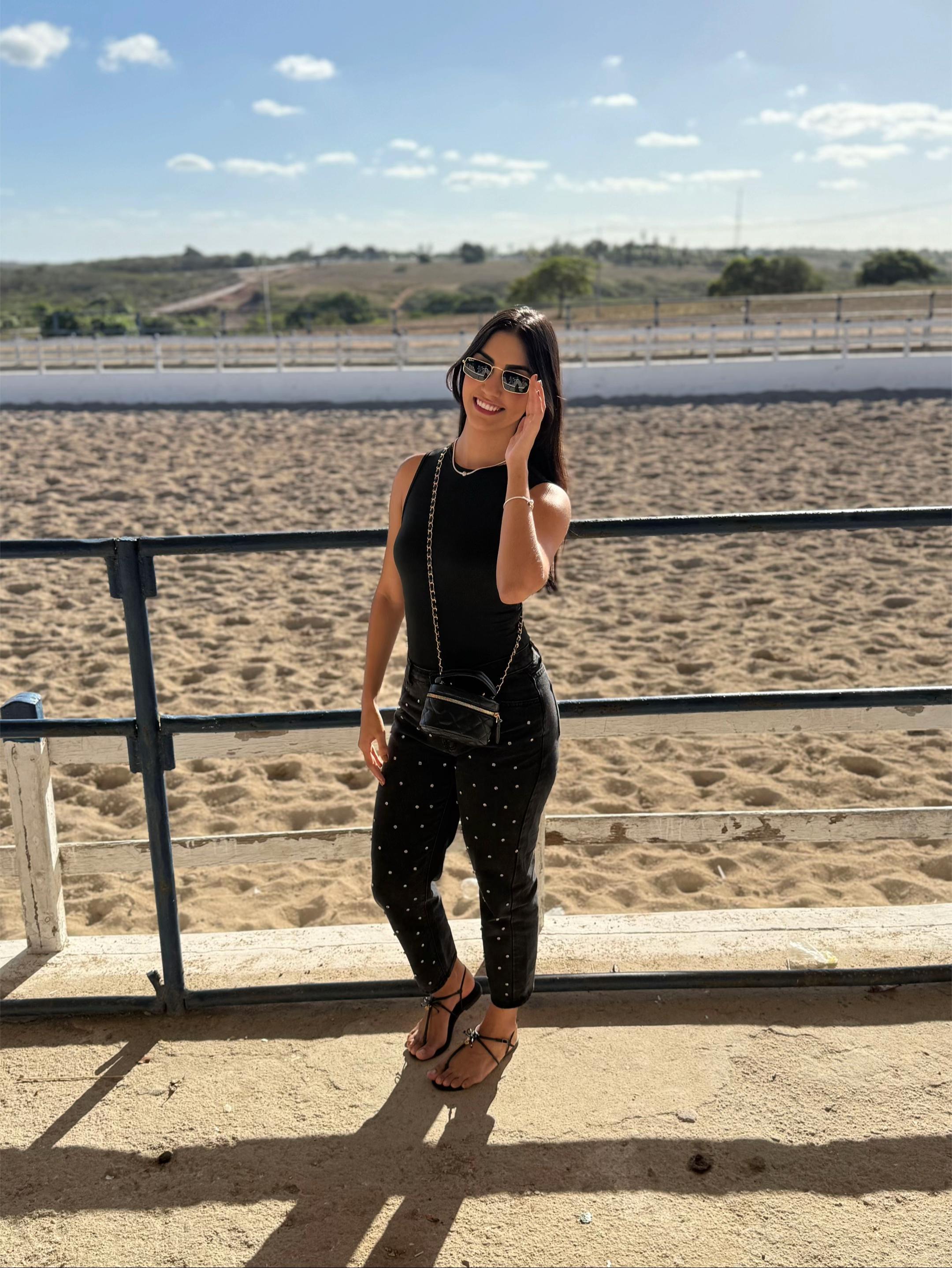 @Anna Medeiros