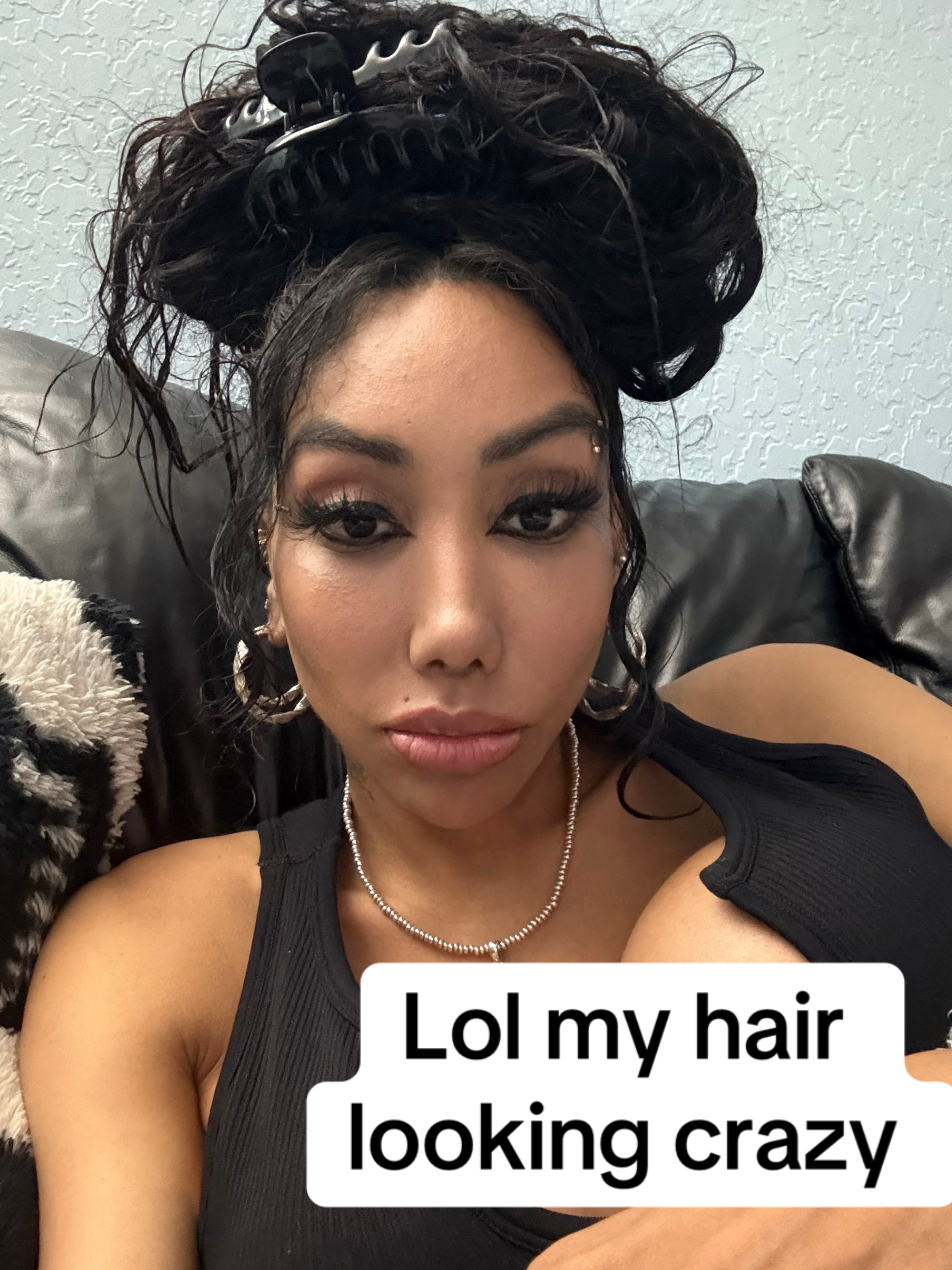 @Anakaliyah