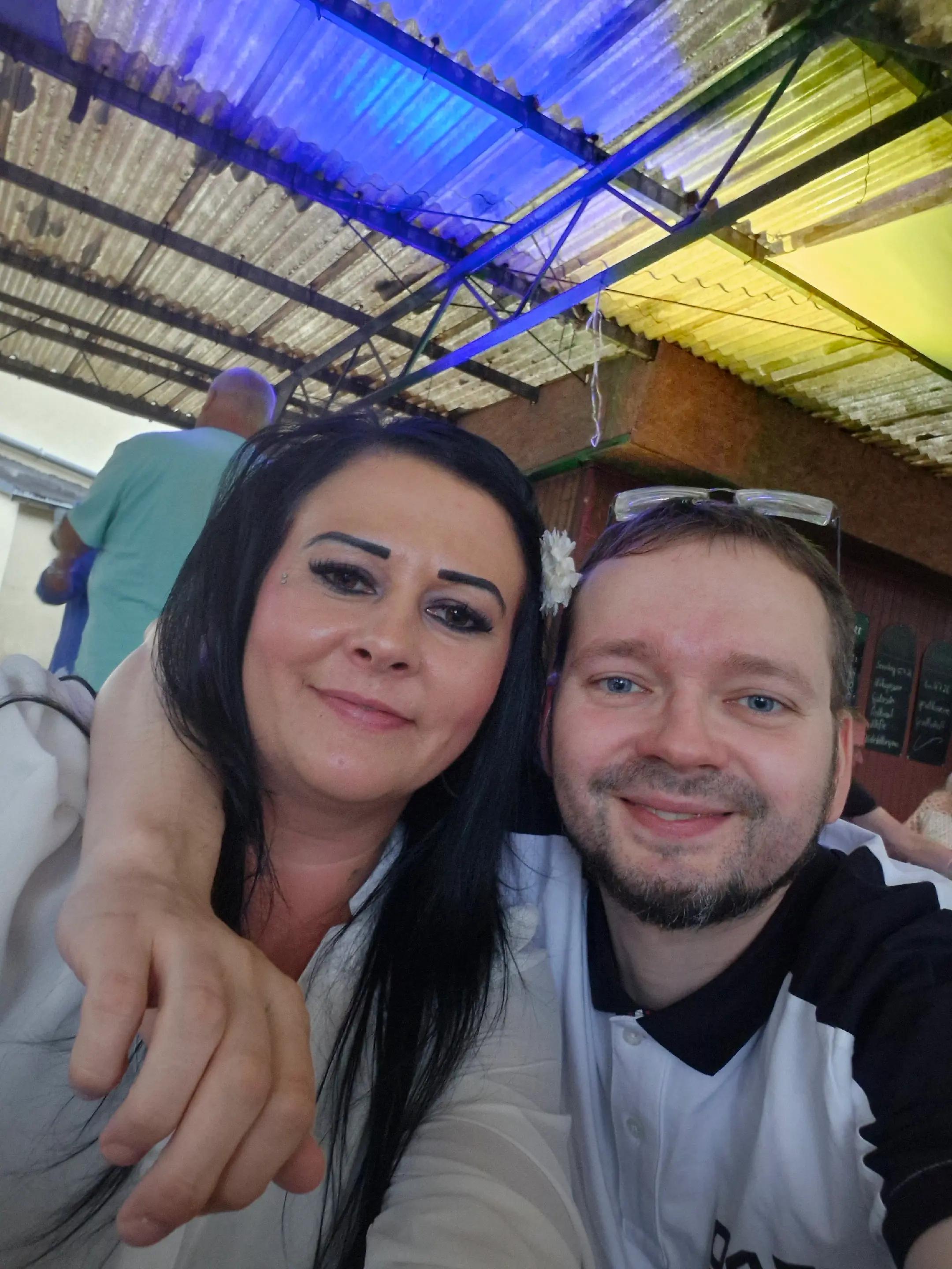 @Hertha Corny