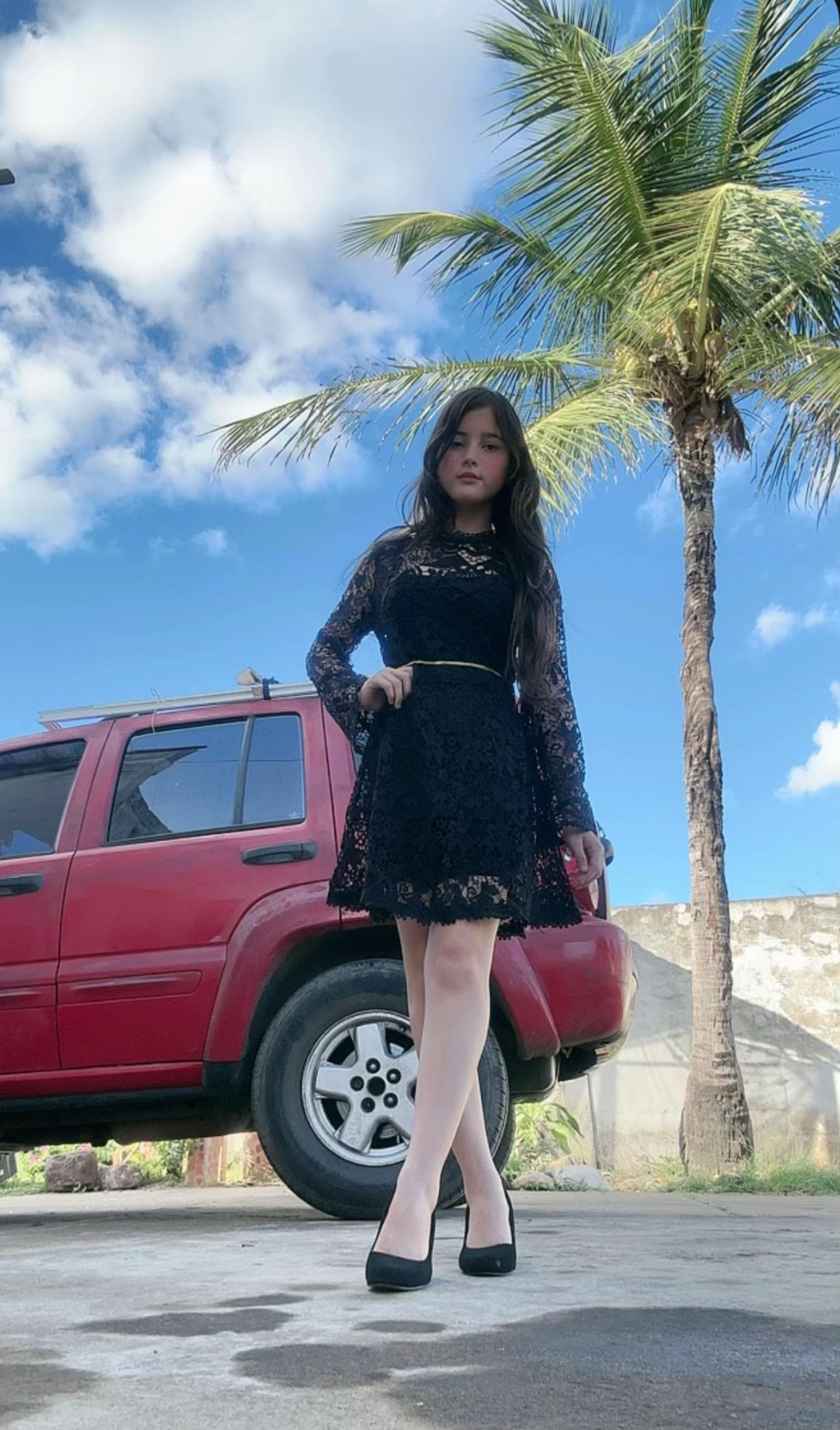 @Ana Castillo ☻︎☺︎︎
