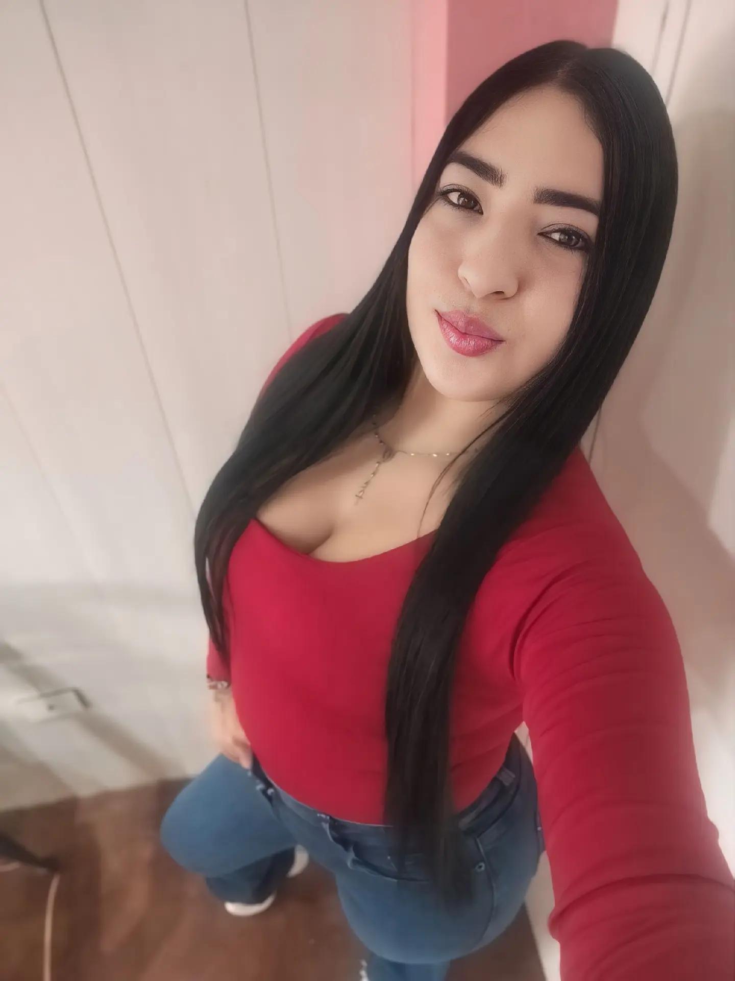 @Desiree08