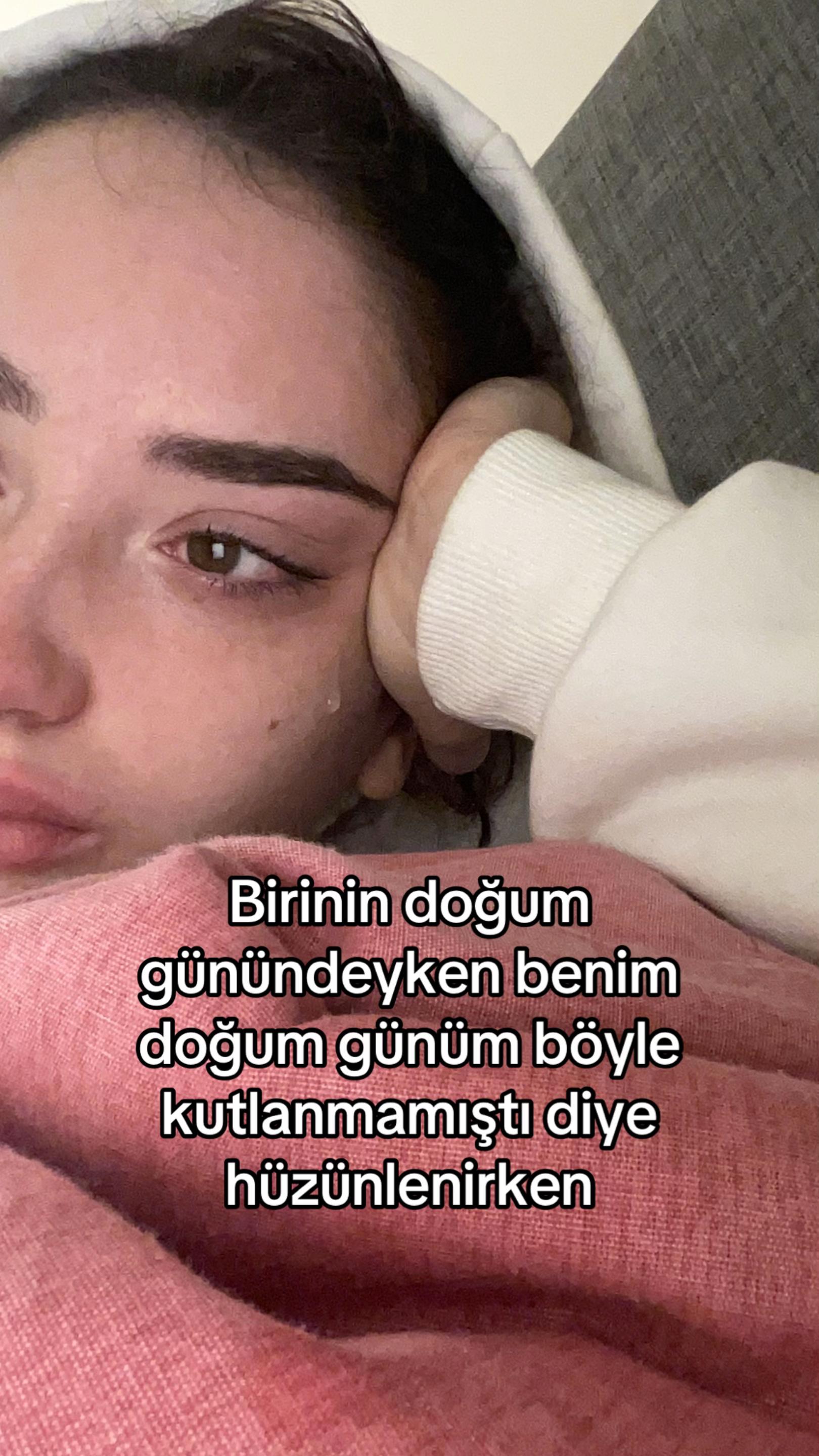 @Ezo Rayit 🪩🌸