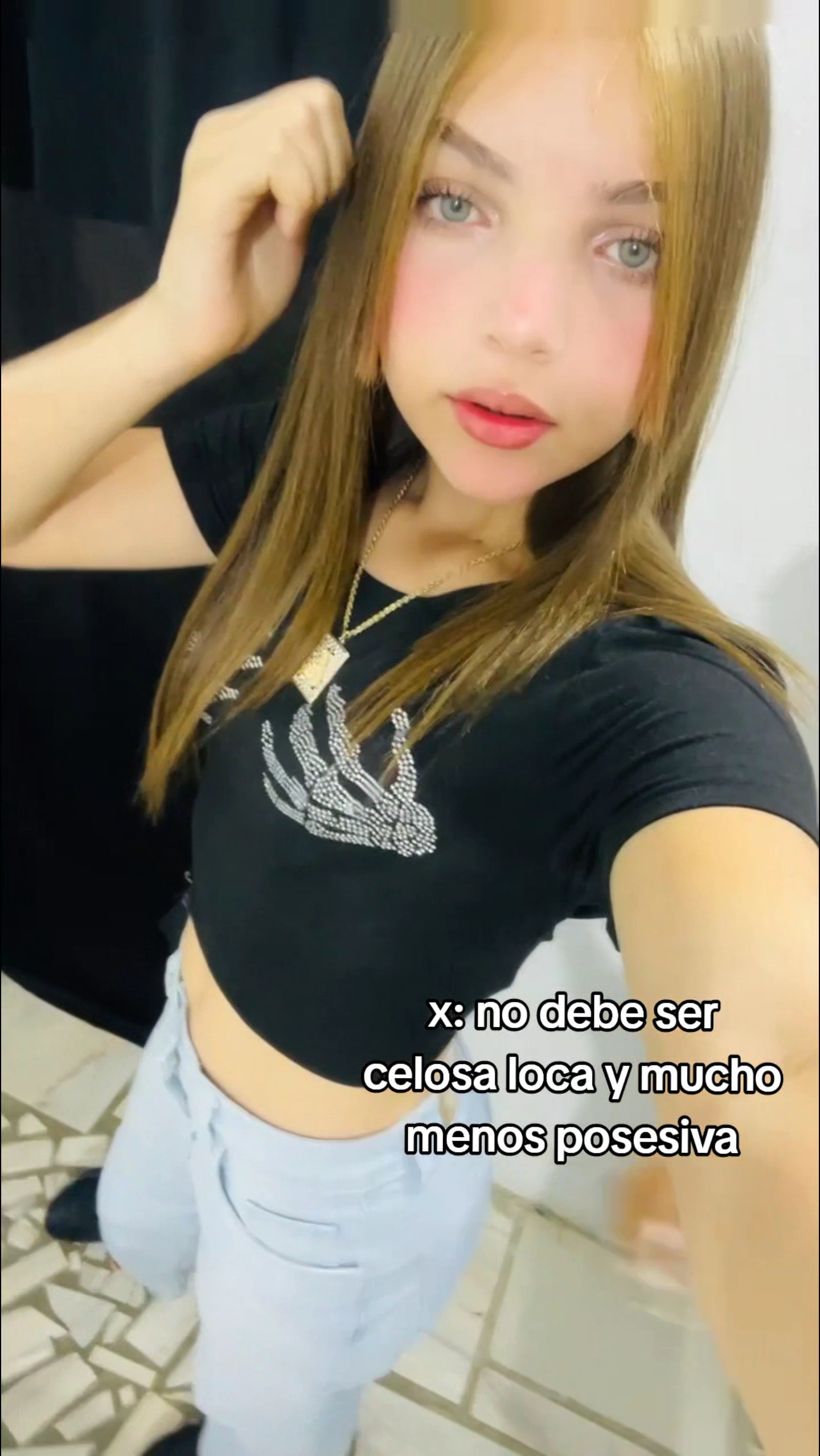 @👤