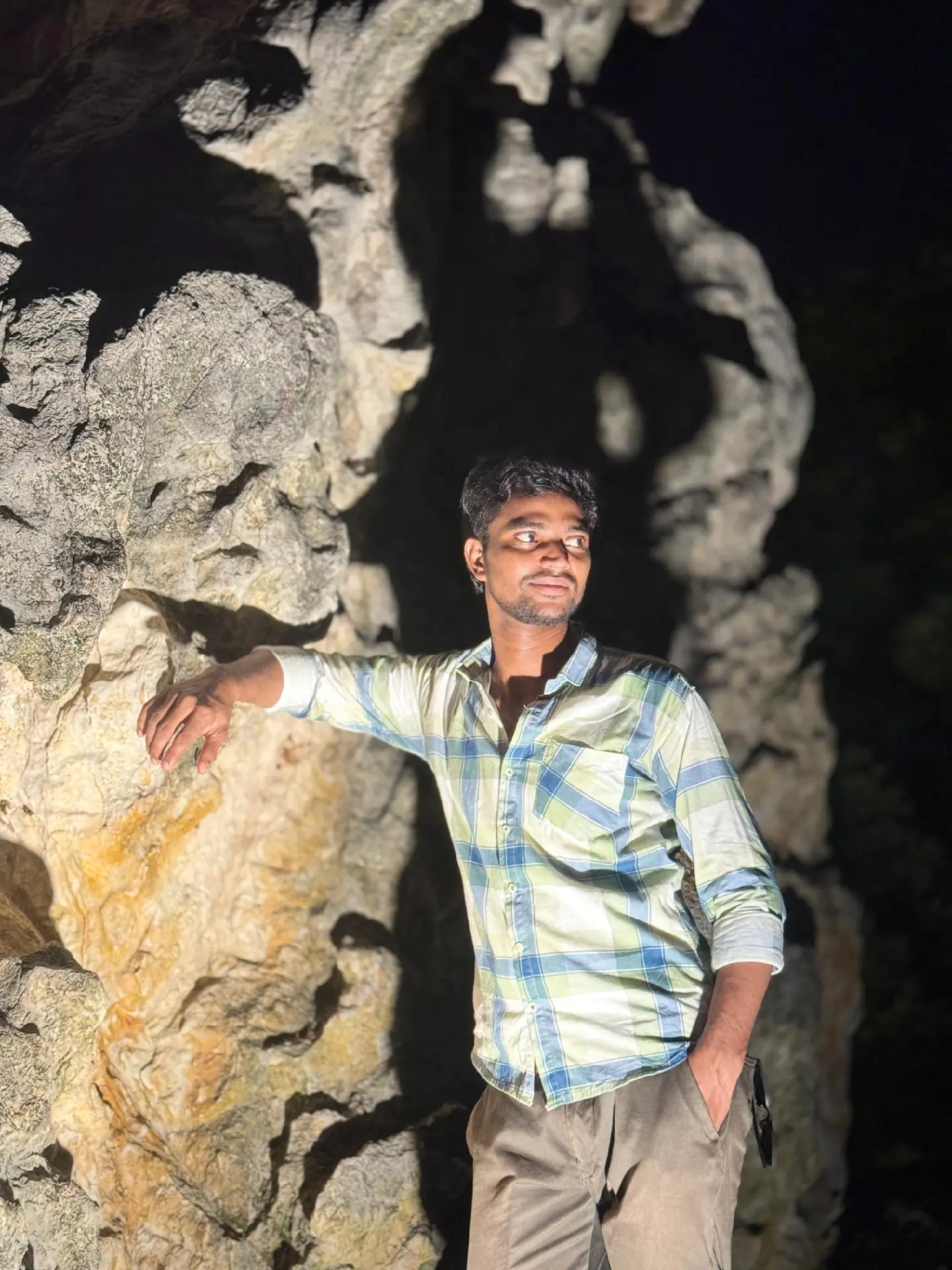 @ROYAL Naveen