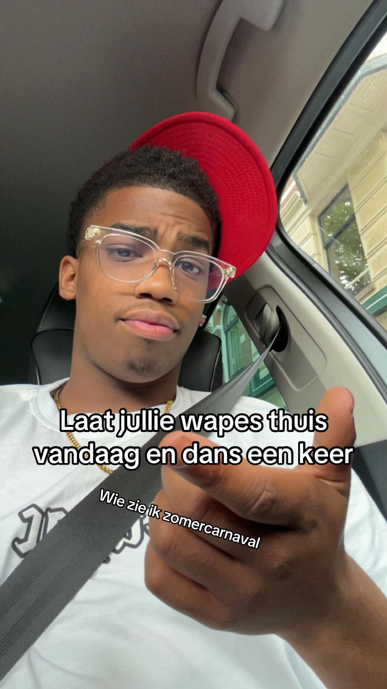 @Cks🇸🇷🇨🇼