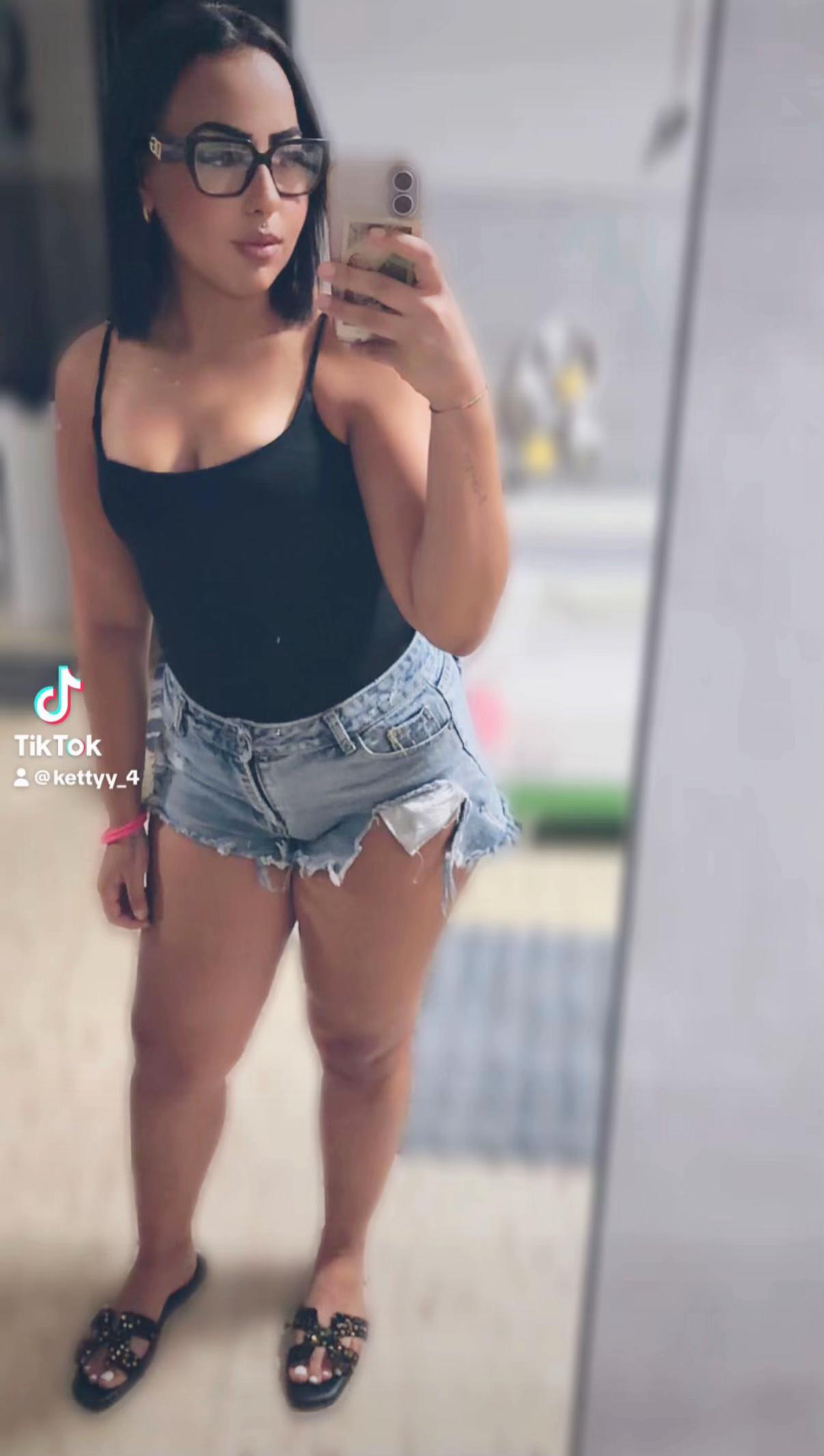 @Kettyy_4