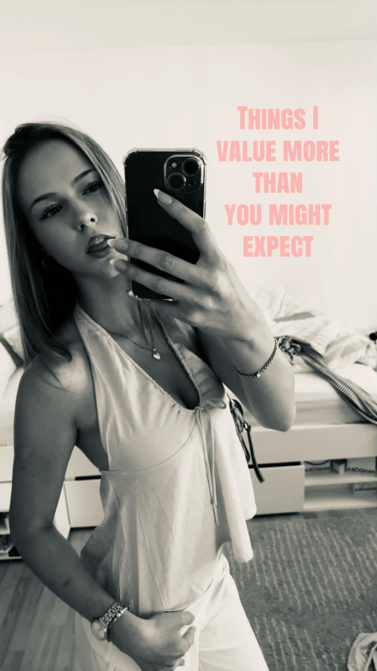 @𝐂𝐞𝐥𝐢𝐧𝐚