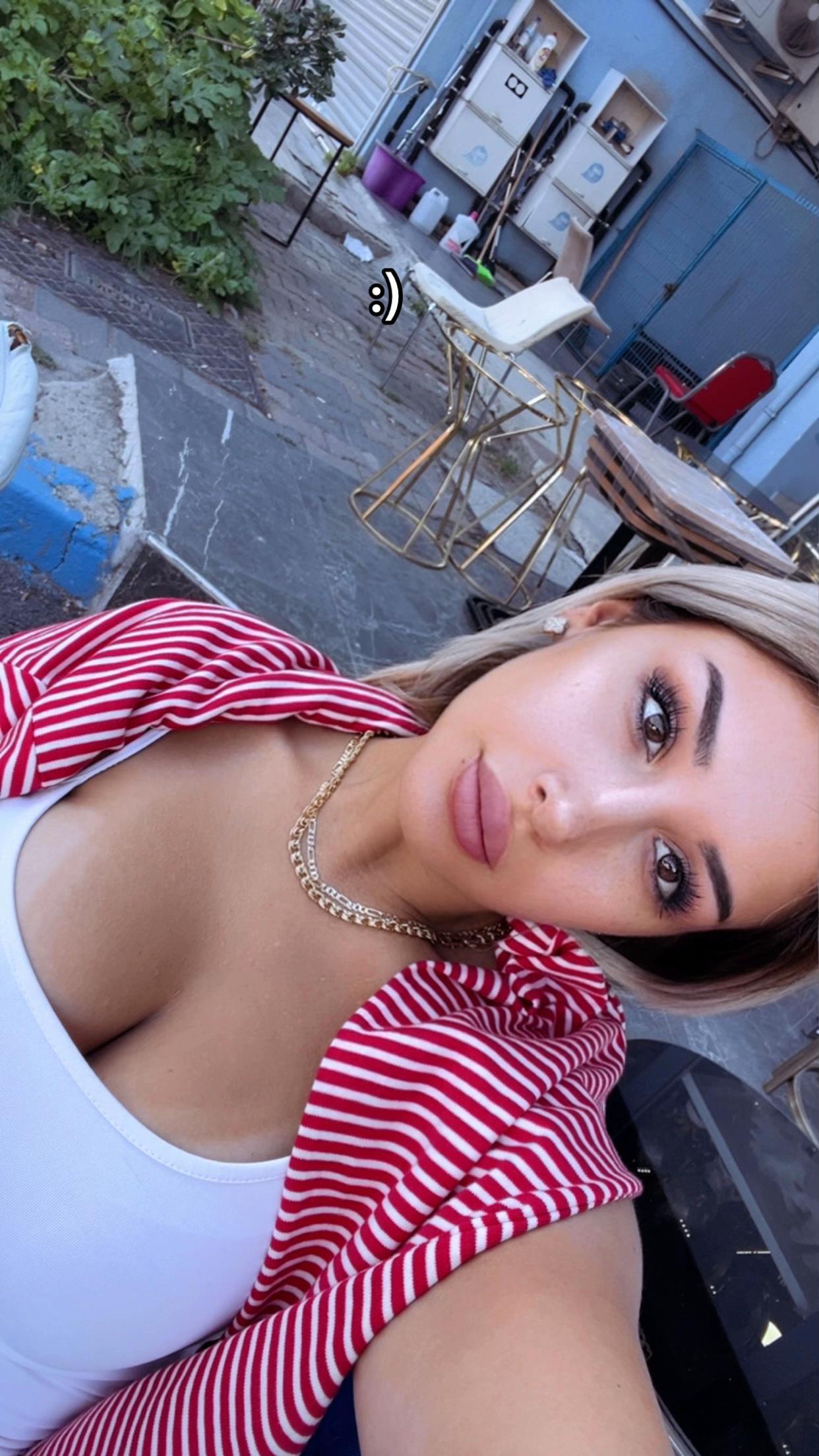 @Esra Eldeniz