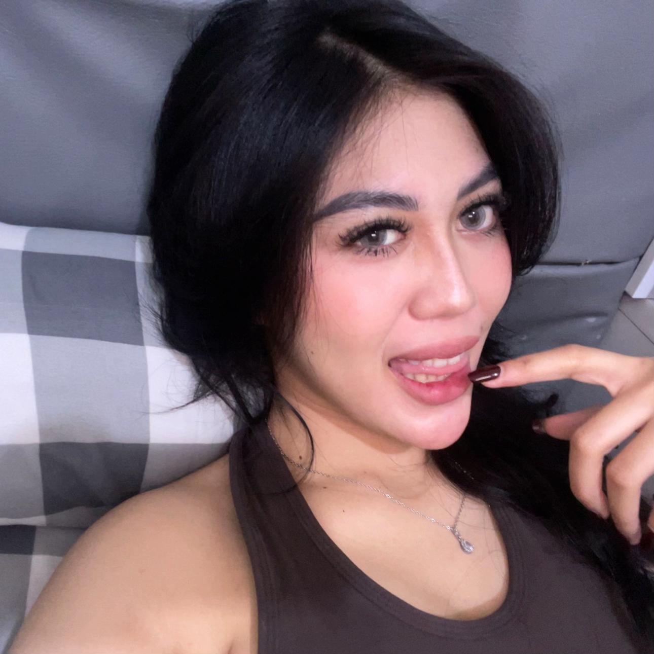 @Anggii