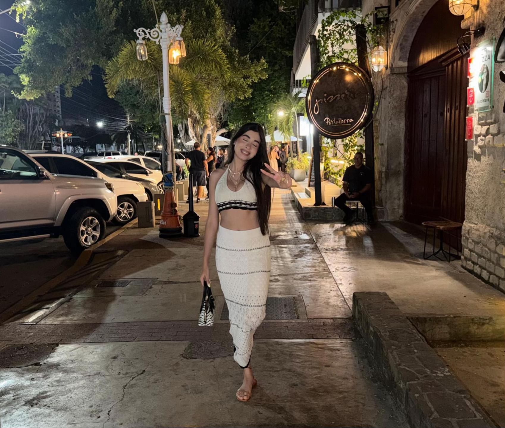 @valeriarosales.m