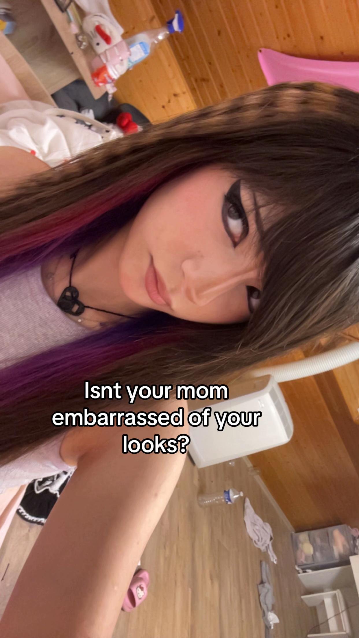 @𝒔𝒉𝒖𝒌𝒊⛑️🔪☭