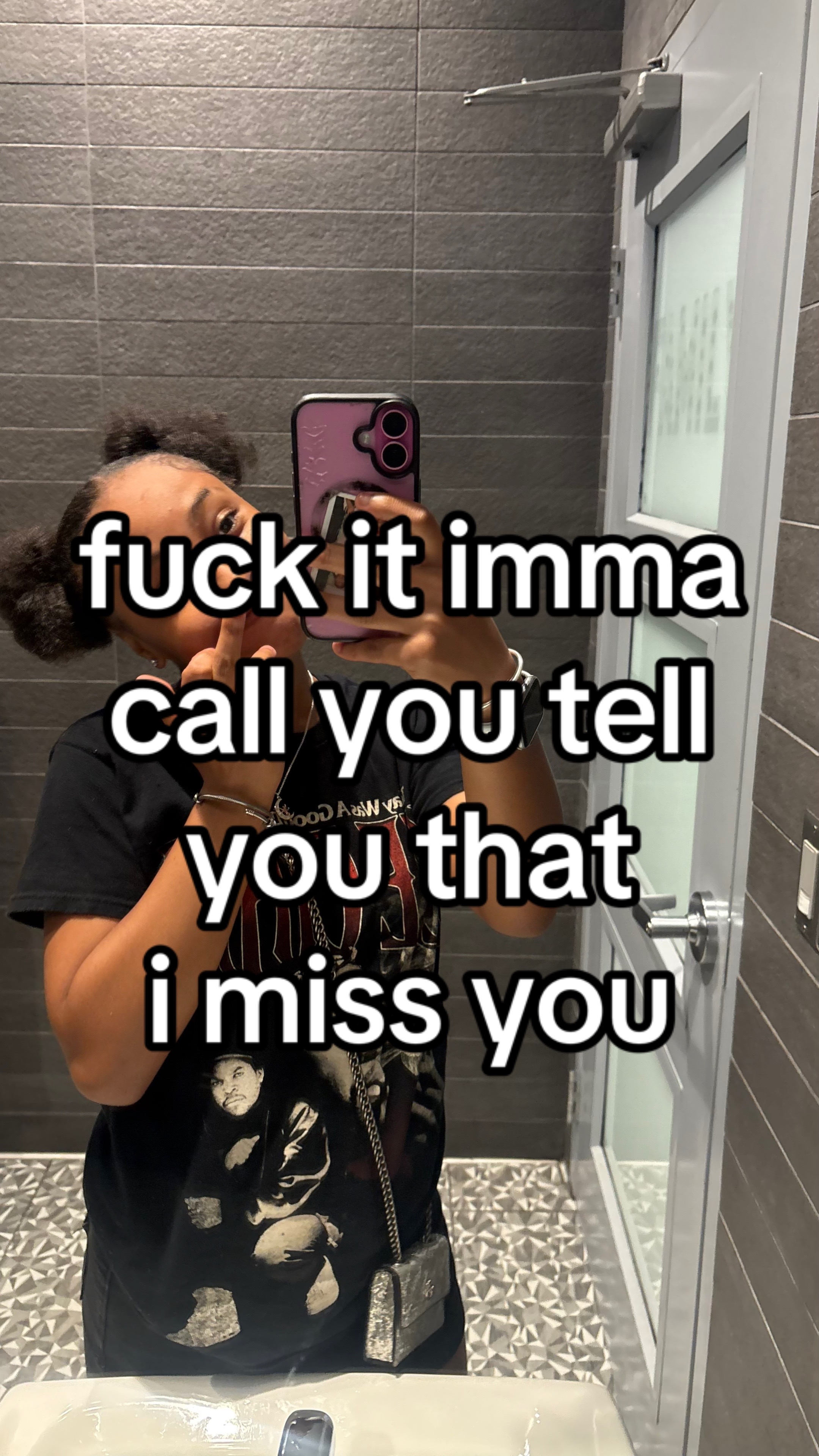 @idk this random..
