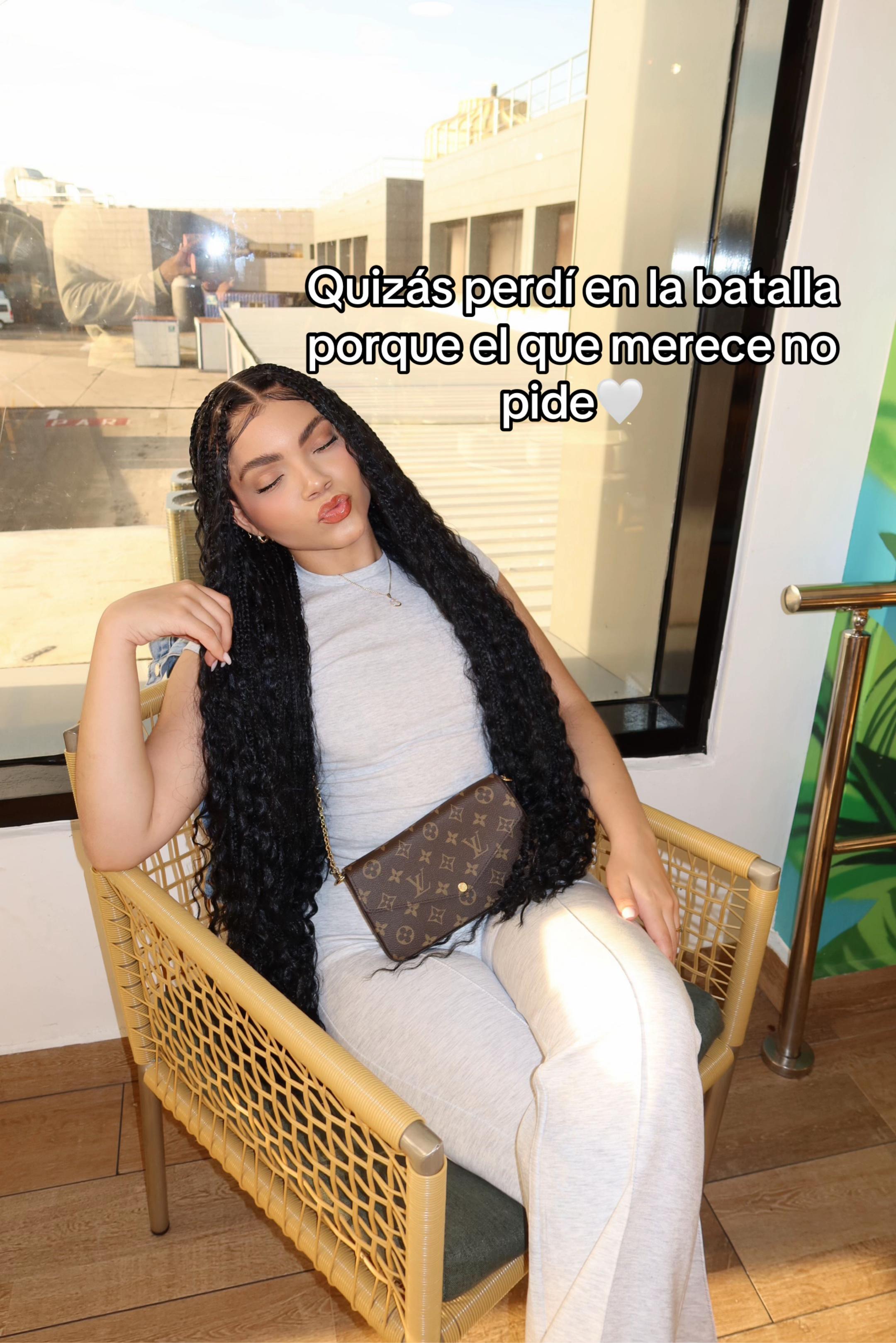 @Esmeraldita🍇🍎💰