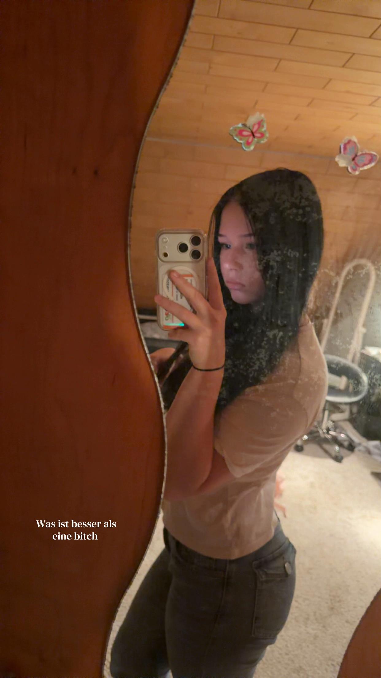 @Lillyy