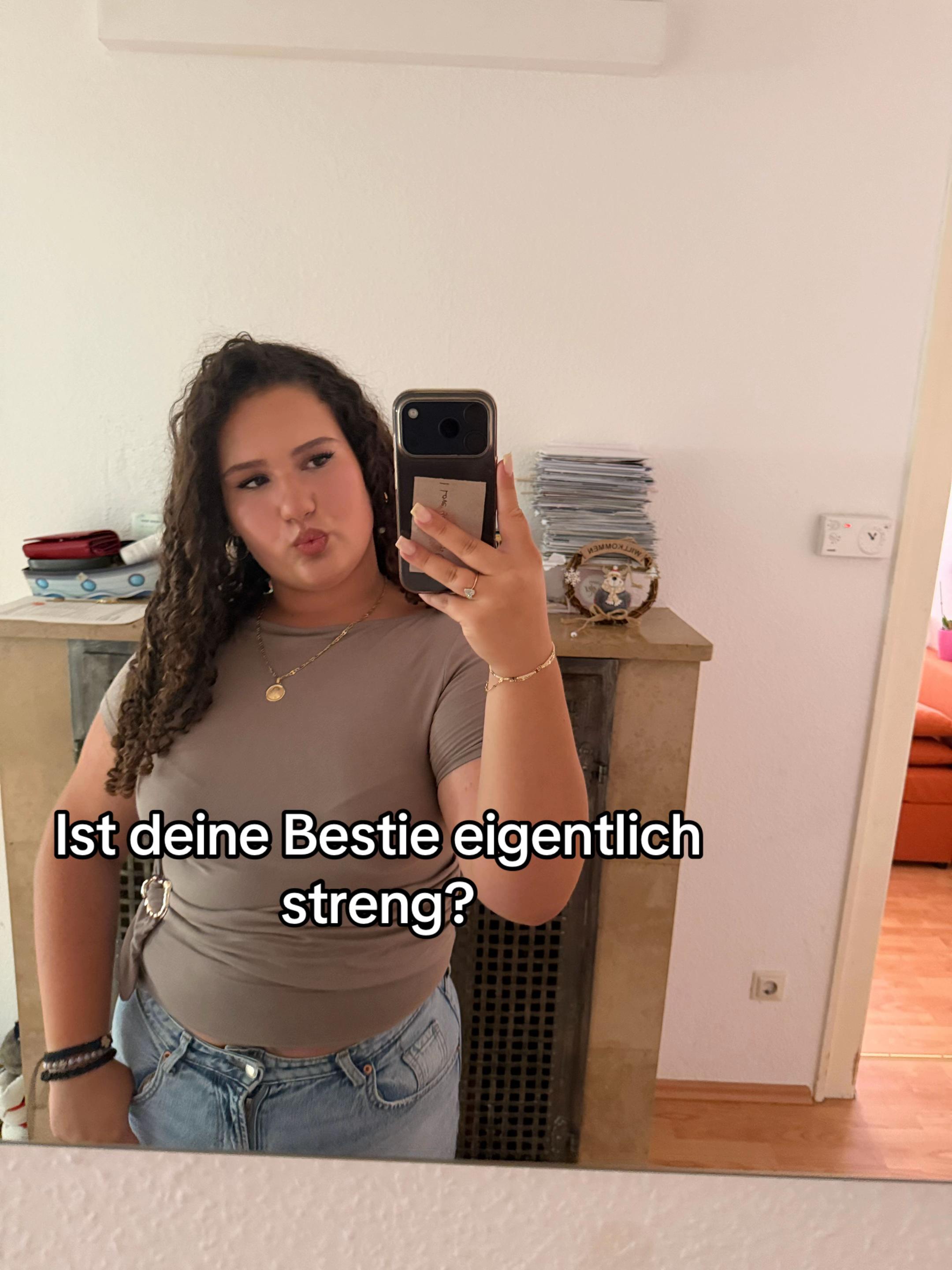 @Itsninaaa