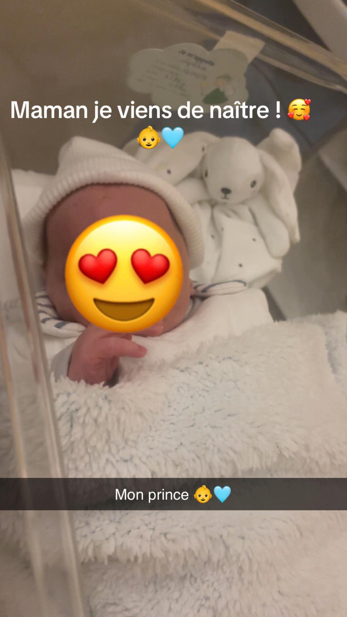 @Eva Chloe Rivasseau