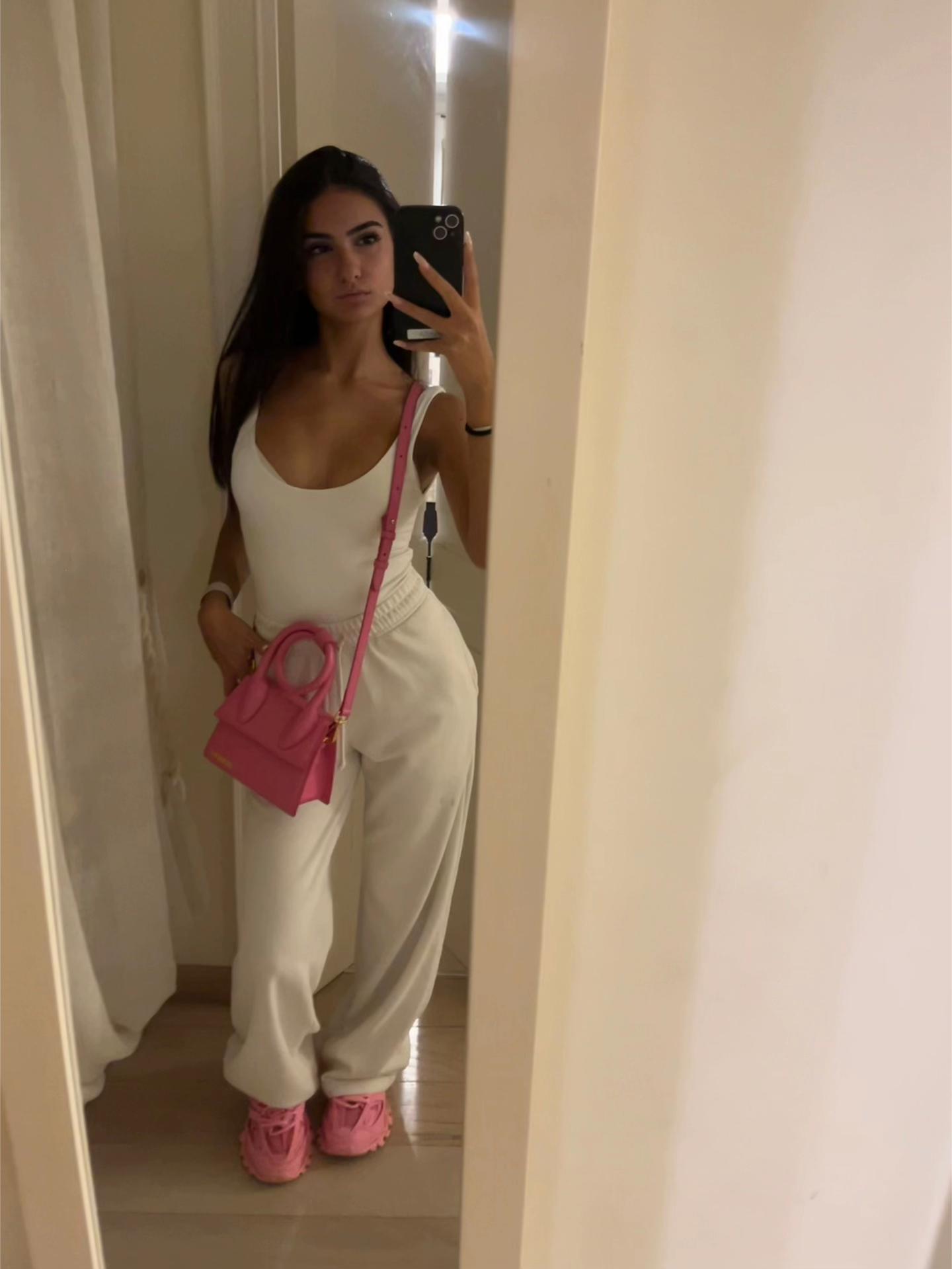@giulia