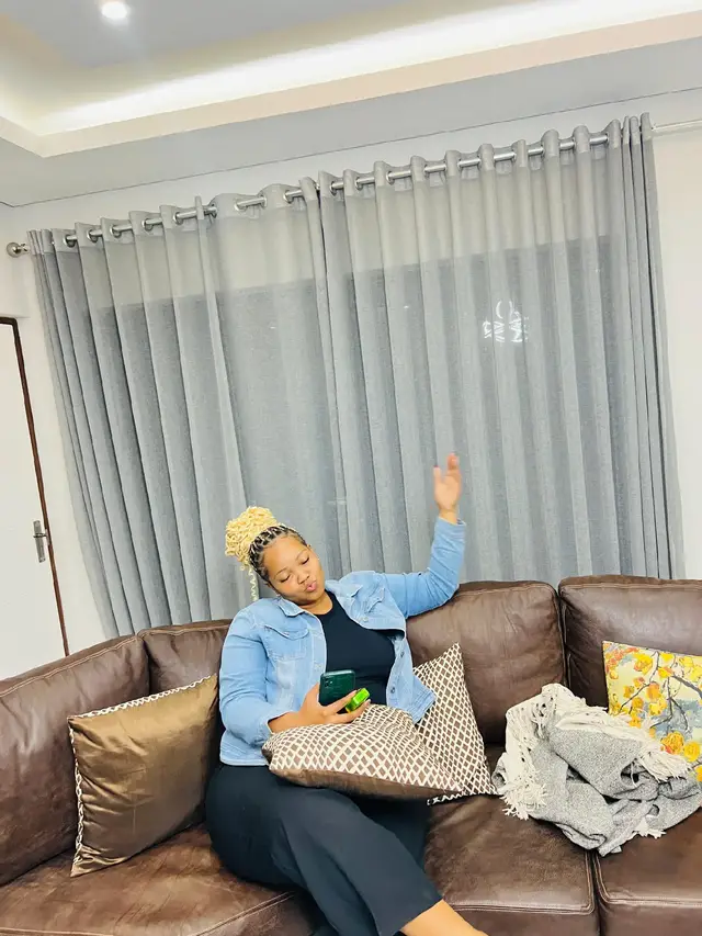 @LaMokoena🤍