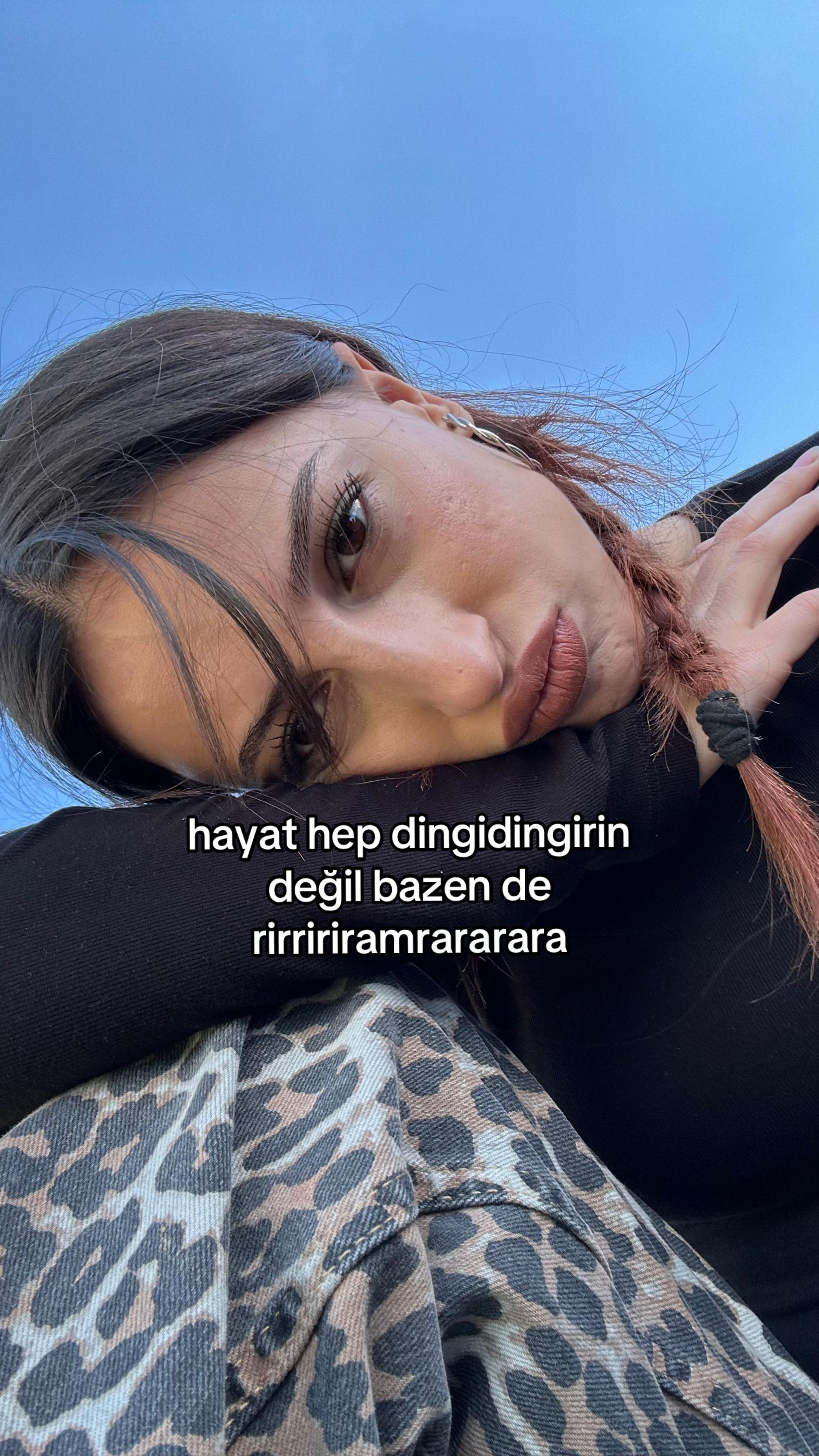 @beeetül