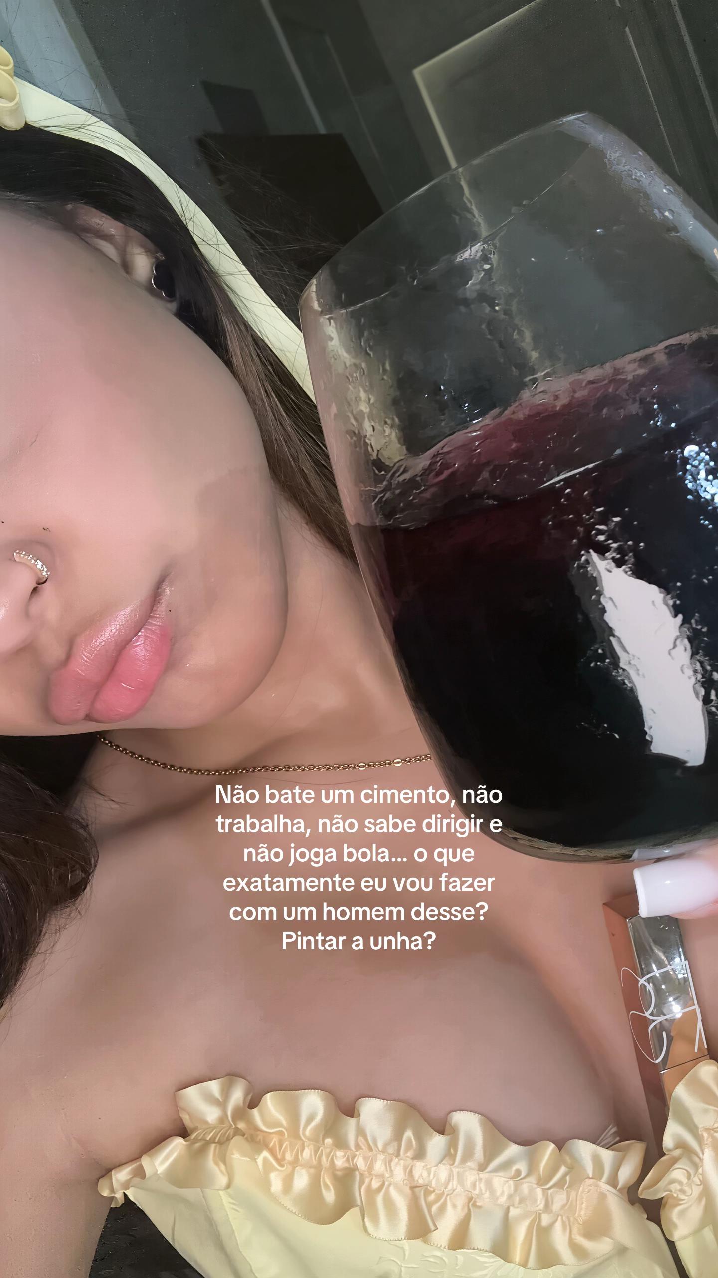 @llaisferreiira