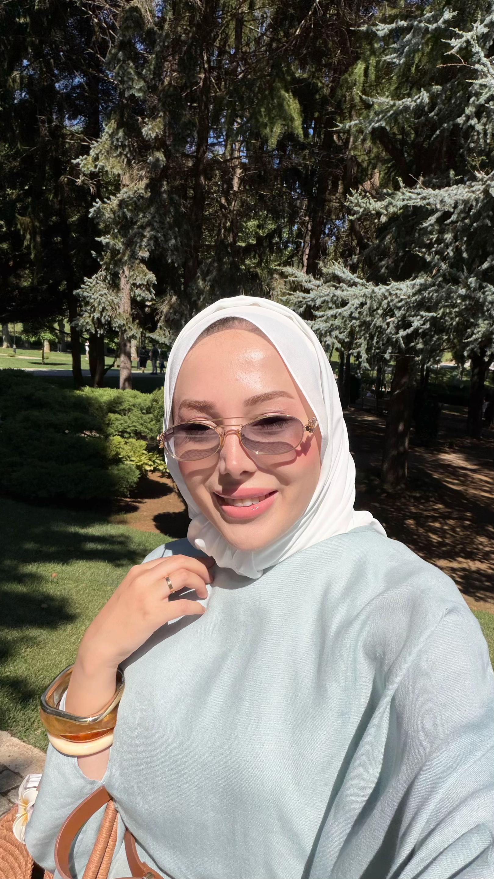 @Öznur