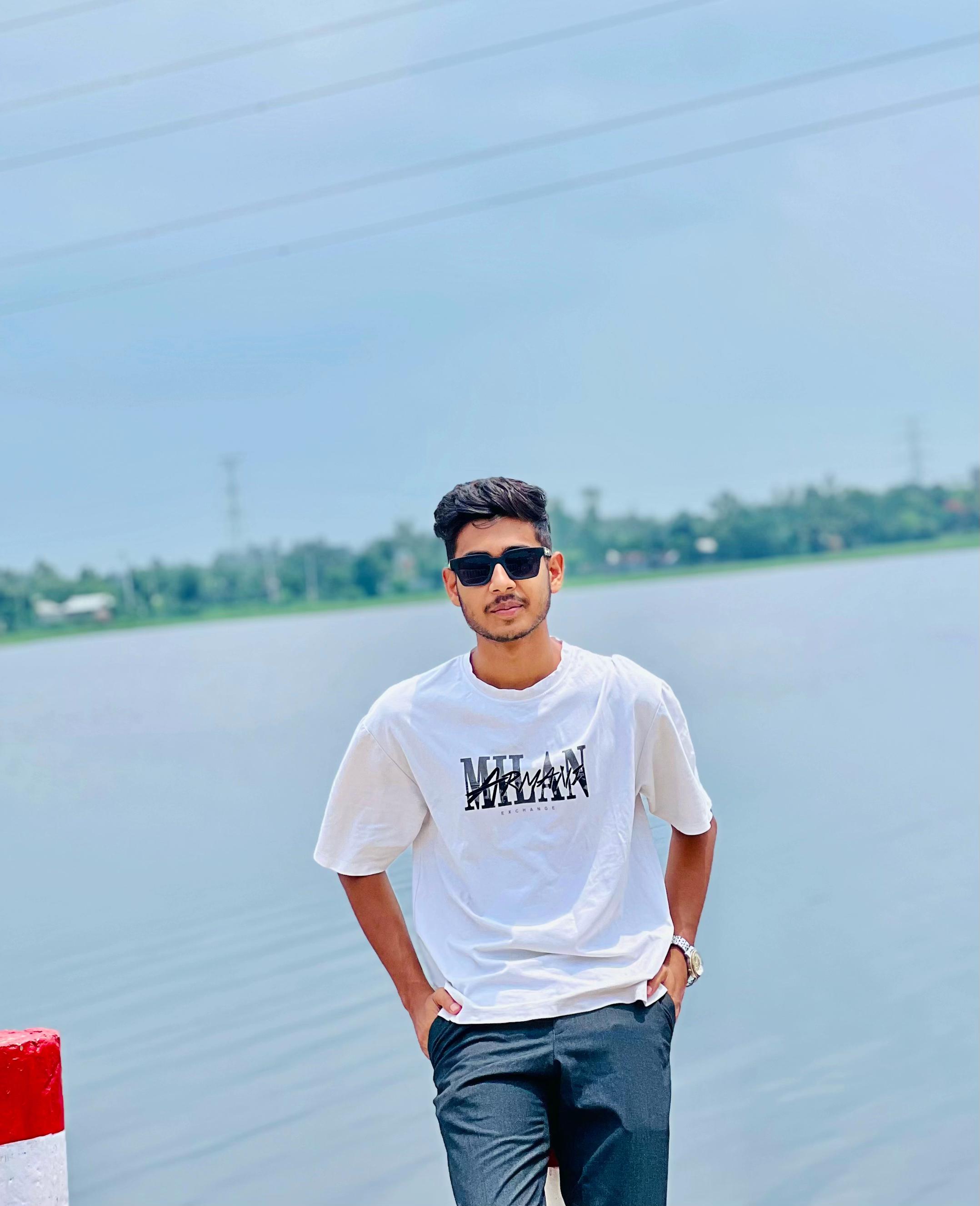 @Razuan__44