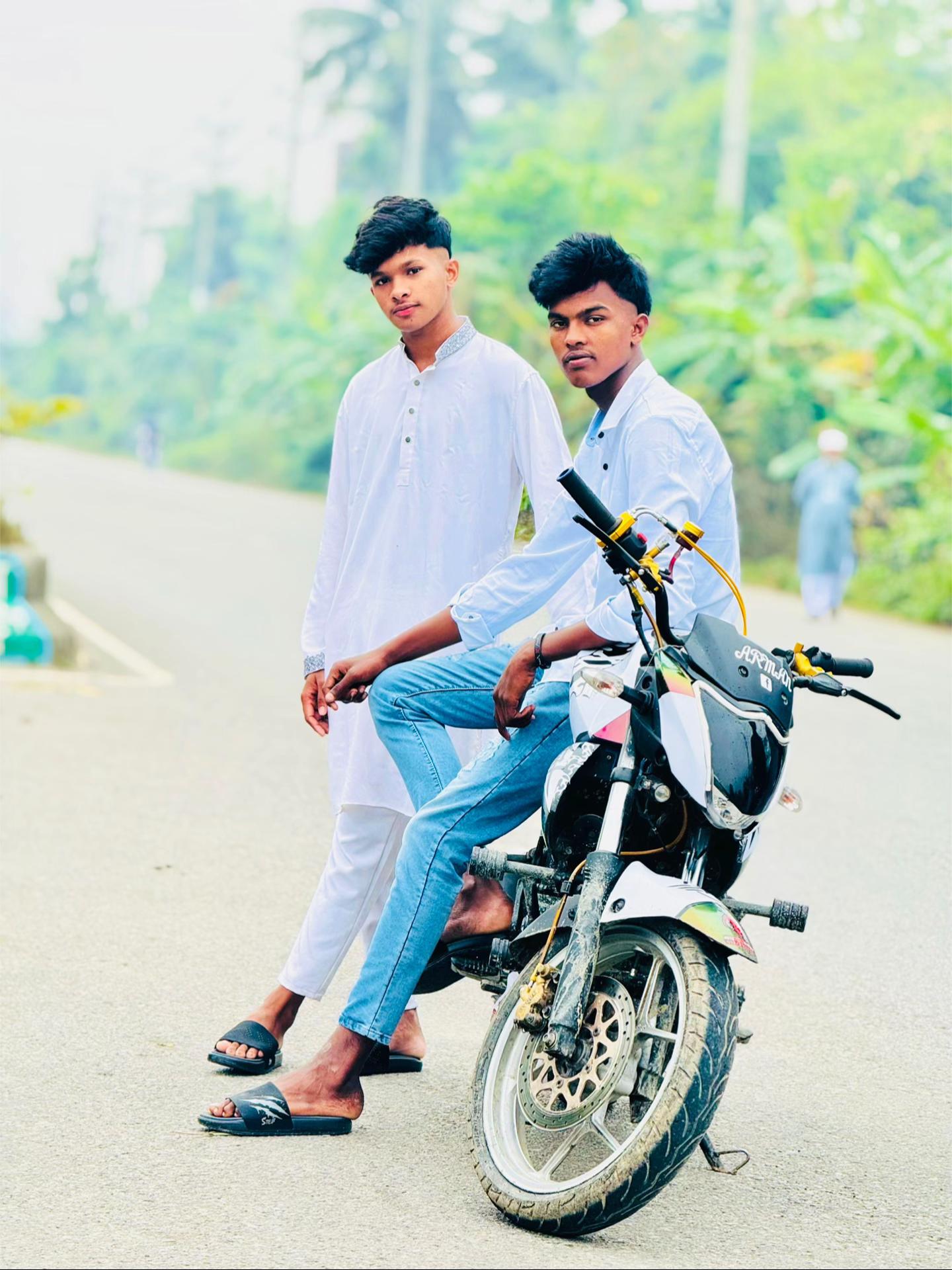 @💋👀Ridu🤍🕊️