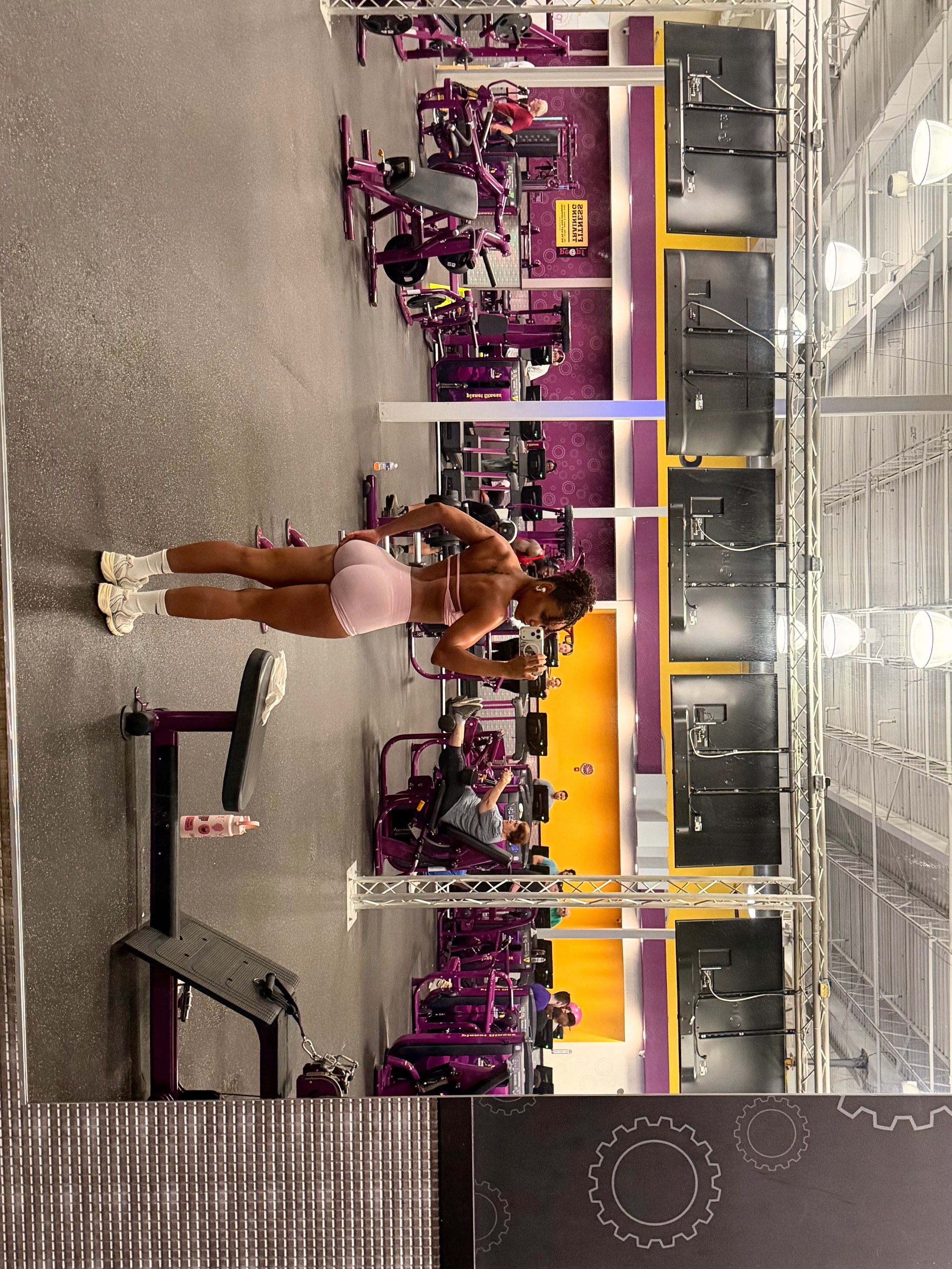 @olianney