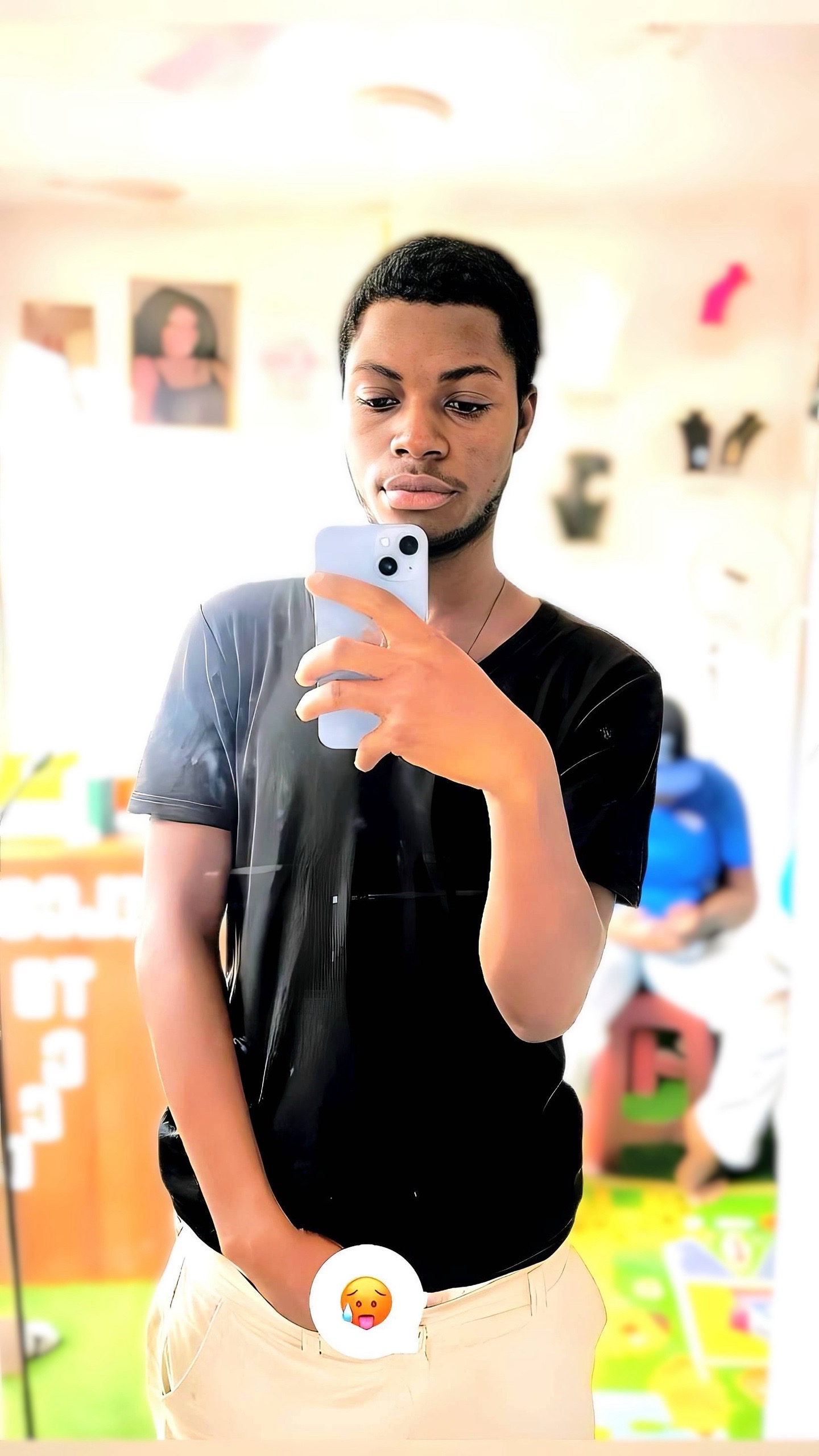 @U•G•L•Y 💔🚶♂️