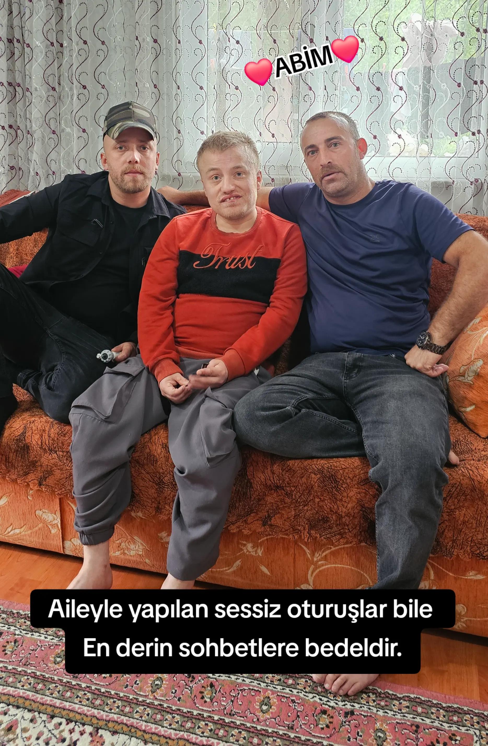 @SARI KOMUTAN🇹🇷